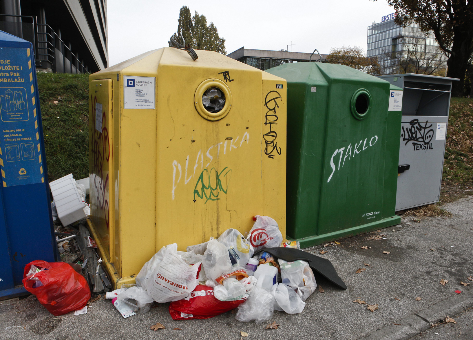 Kontejneri u Koranskoj ulici