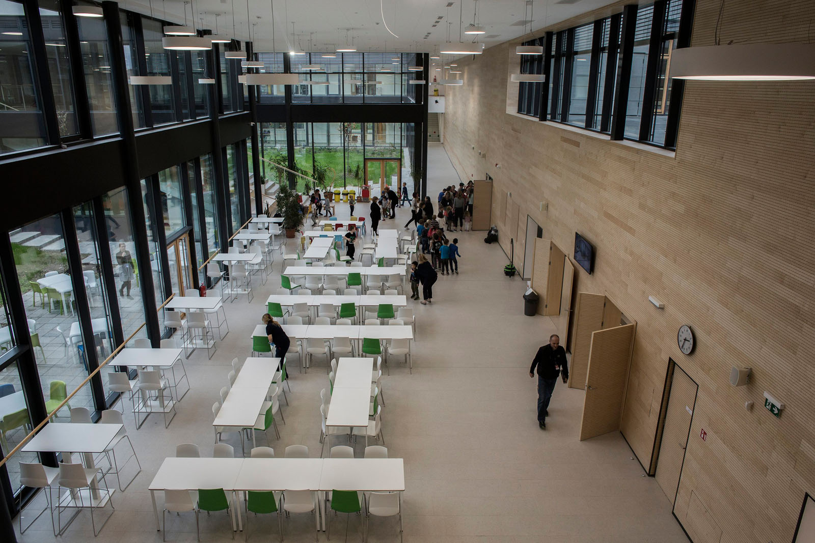 Američka međunarodna škola u Zagrebu (AISZ)