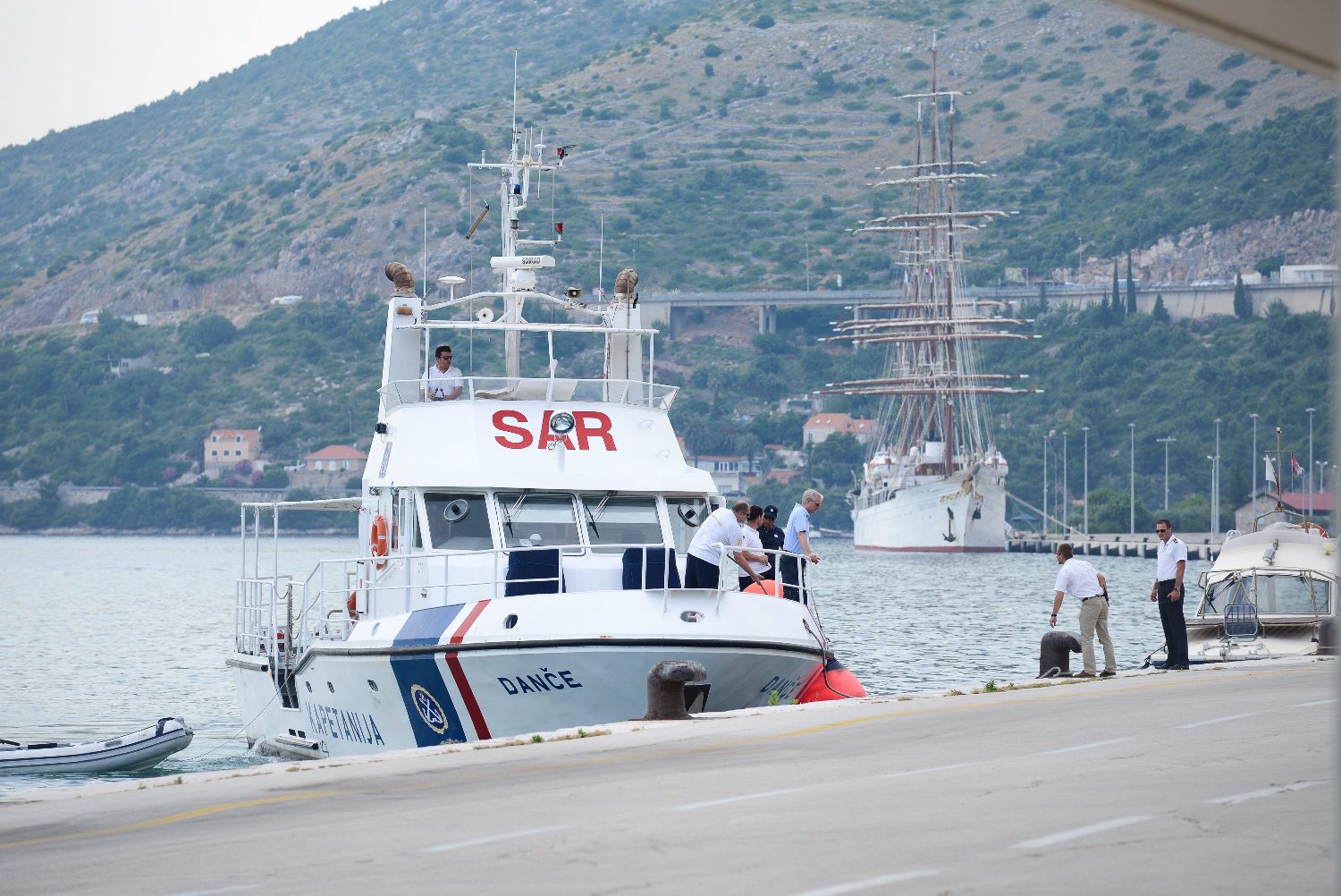 brodolomci_gruz2-100614