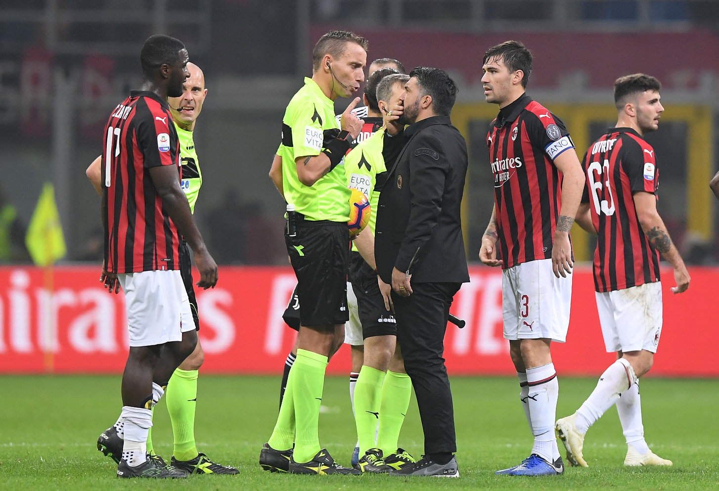 2018-11-11T213102Z_1512537128_RC14AC961AC0_RTRMADP_3_SOCCER-ITALY-MIL-JUV