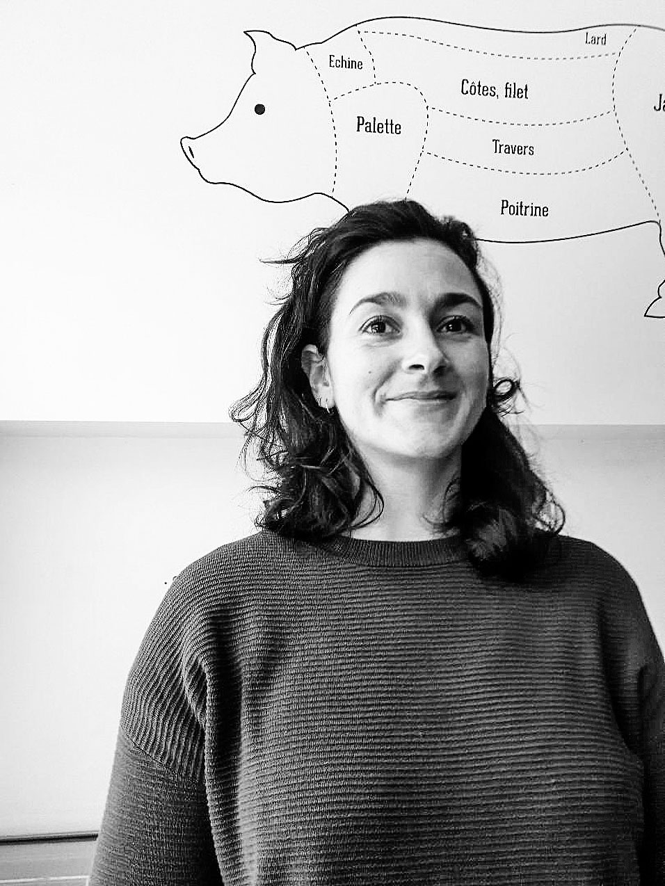 
Caroline Forget vodi trgovinu koja nosi naziv Vučje ždrijelo i prodaje jestvine od svinjetine, sirovo meso, kobasice i šunke