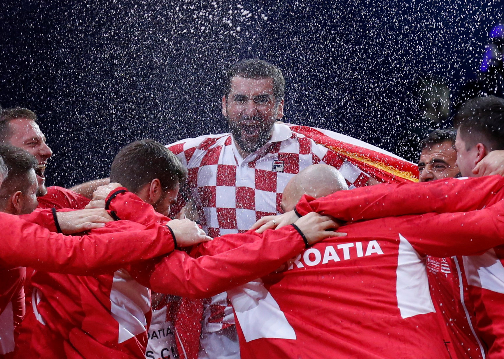 2018-11-25T145022Z_2045575581_RC1FBBCDD500_RTRMADP_3_TENNIS-DAVISCUP-FINAL