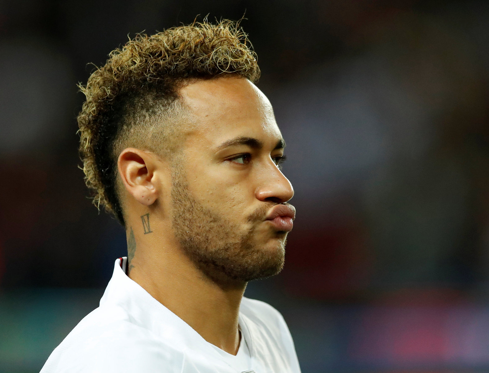 2018-11-28T201315Z_1522109639_RC18044E3400_RTRMADP_3_SOCCER-CHAMPIONS-PSG-LIV