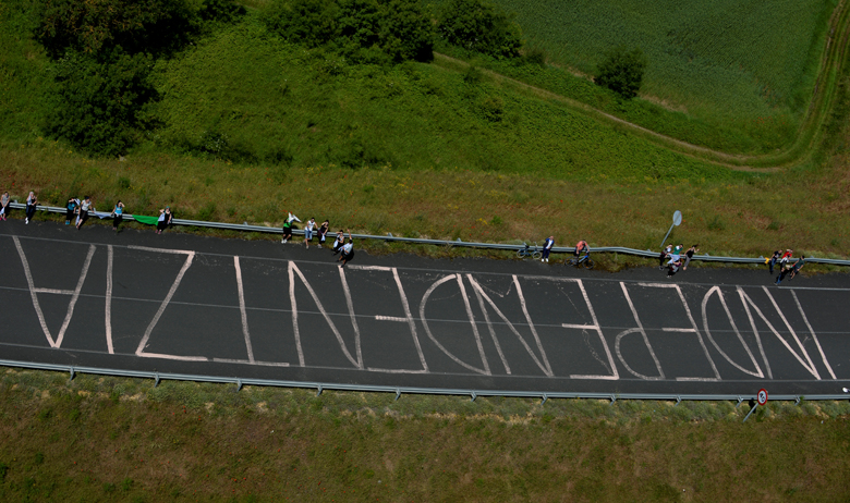 Građani San Sebastiana, Vitorije i Bilbaa 10. su se lipnja povezali u ljudski lanac i pozvali na glasovanje o nezavisnosti Baskije 