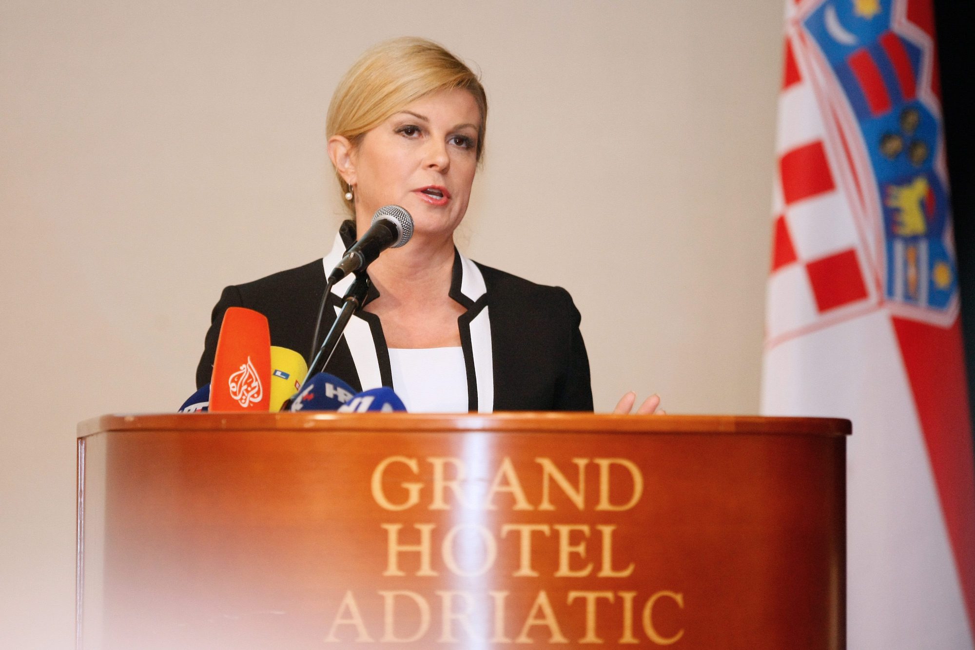 ekonomska_politika23-071118