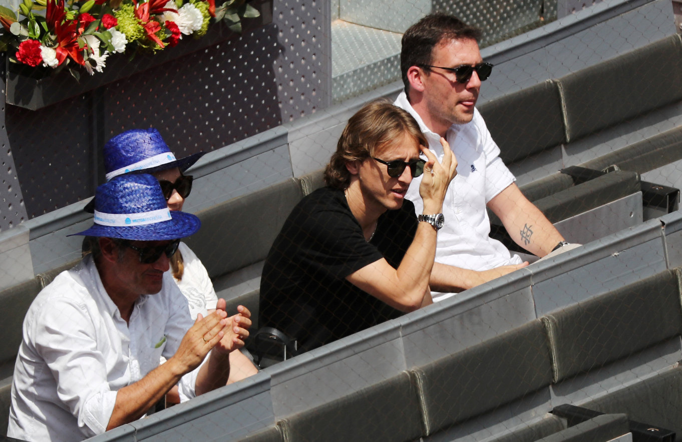 2018-05-09T125947Z_927103842_RC122D7ACC70_RTRMADP_3_TENNIS-MADRID-MEN