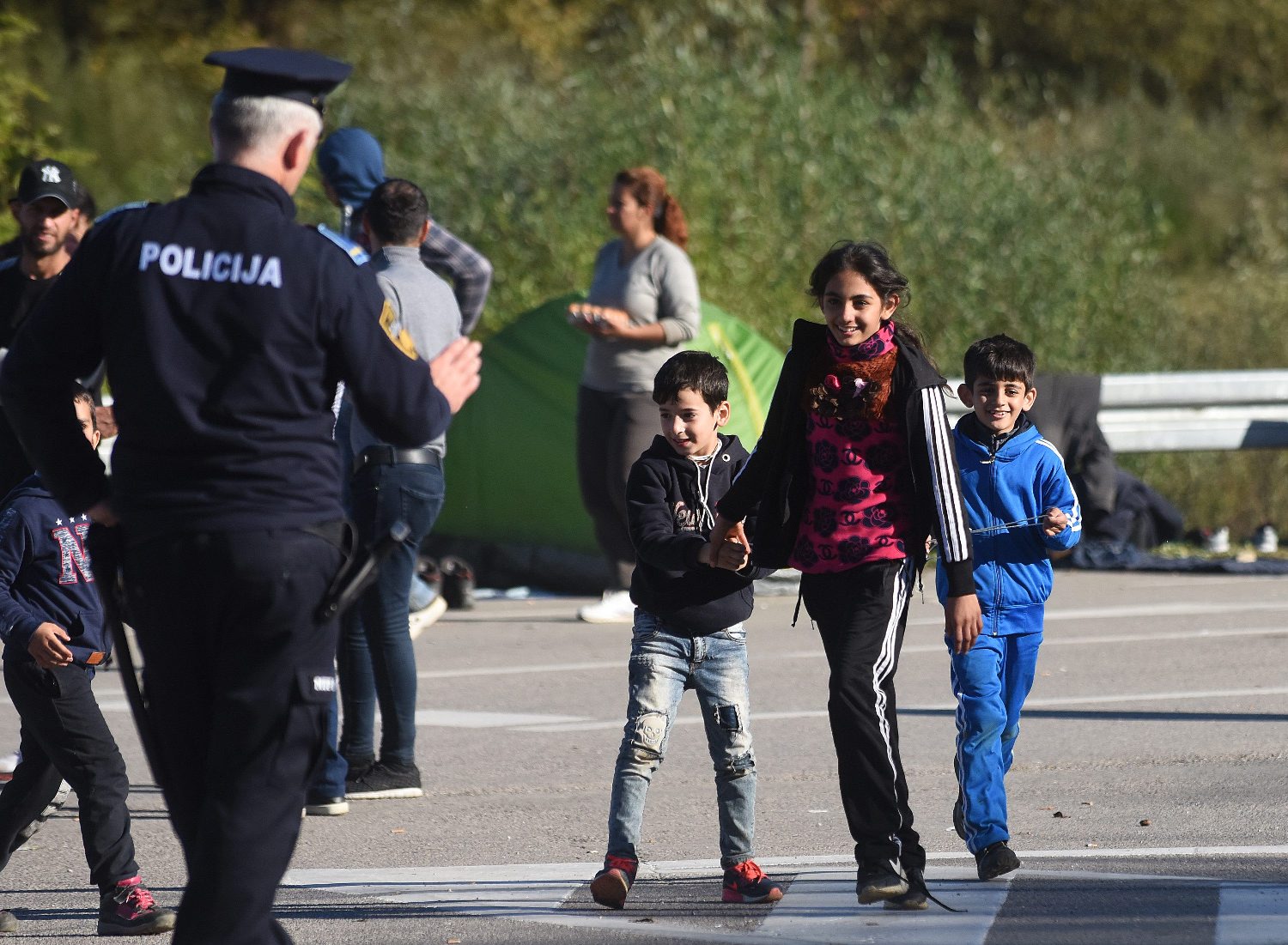 Migrants on Bosnian-Croatian border
