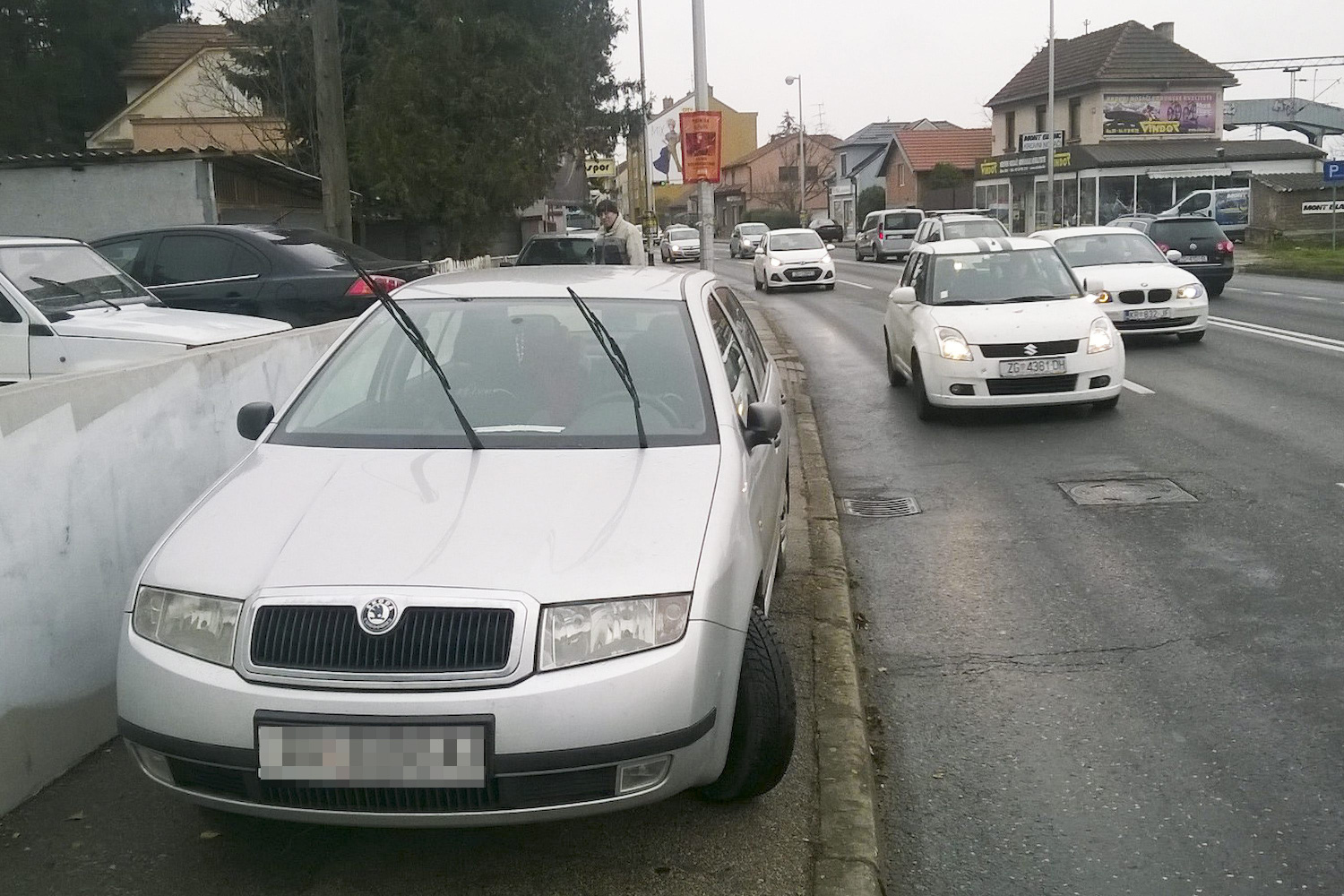 parkiranje_skoda3-141218