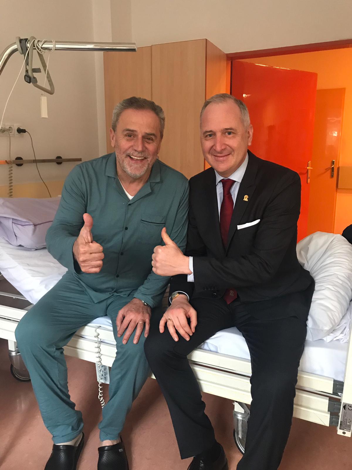 PHOTO-2018-12-15-14-21-03