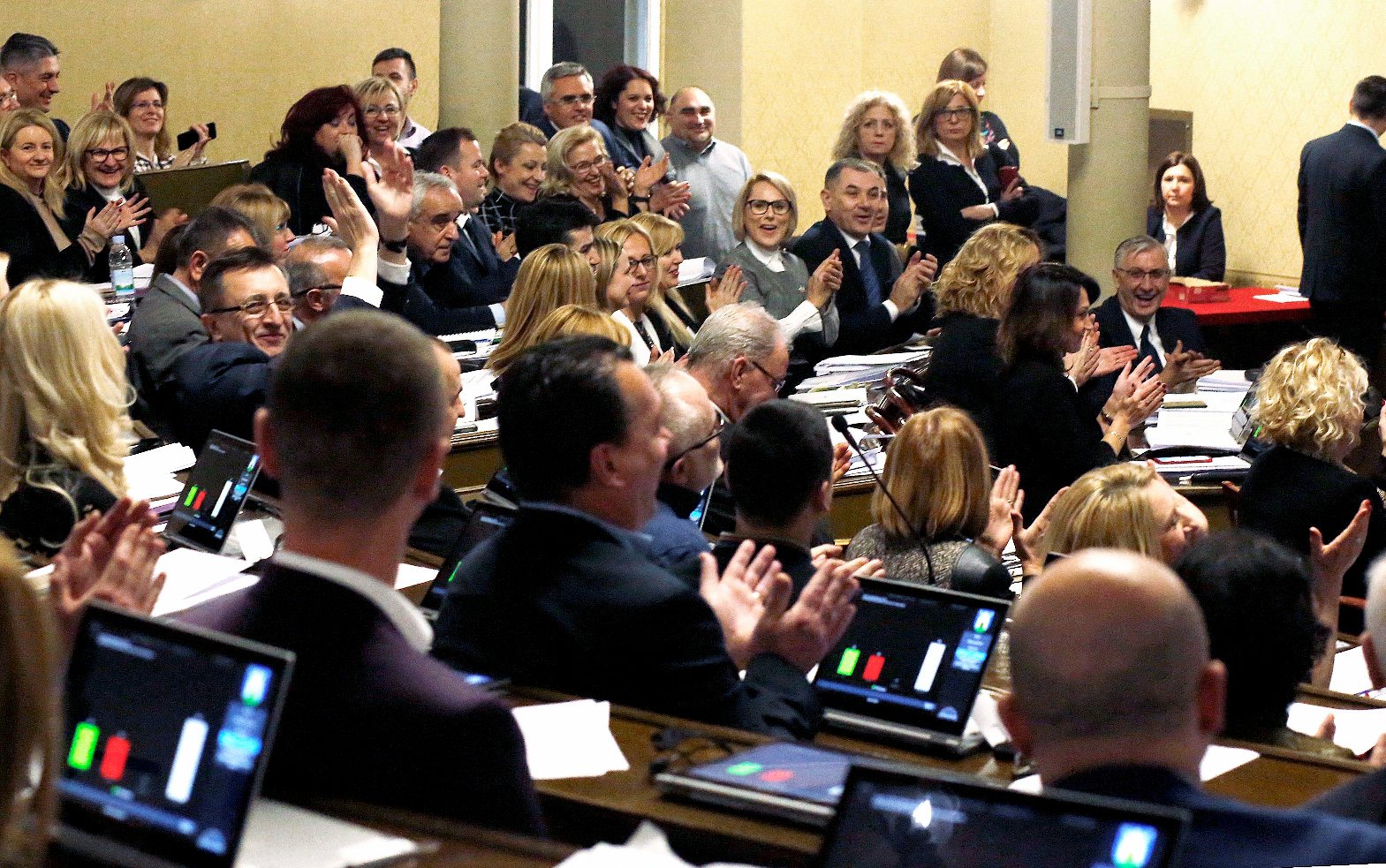 glasovanje_proracun1-131218