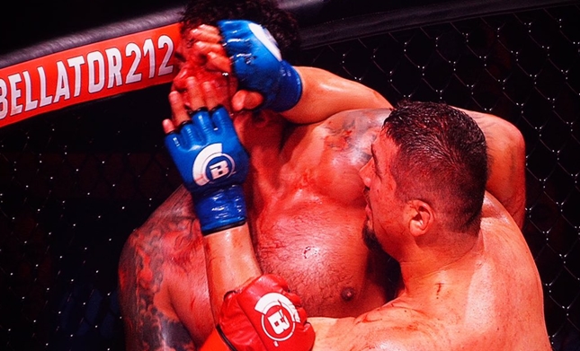 Mir vs Ayala (Screenshot Twitter)