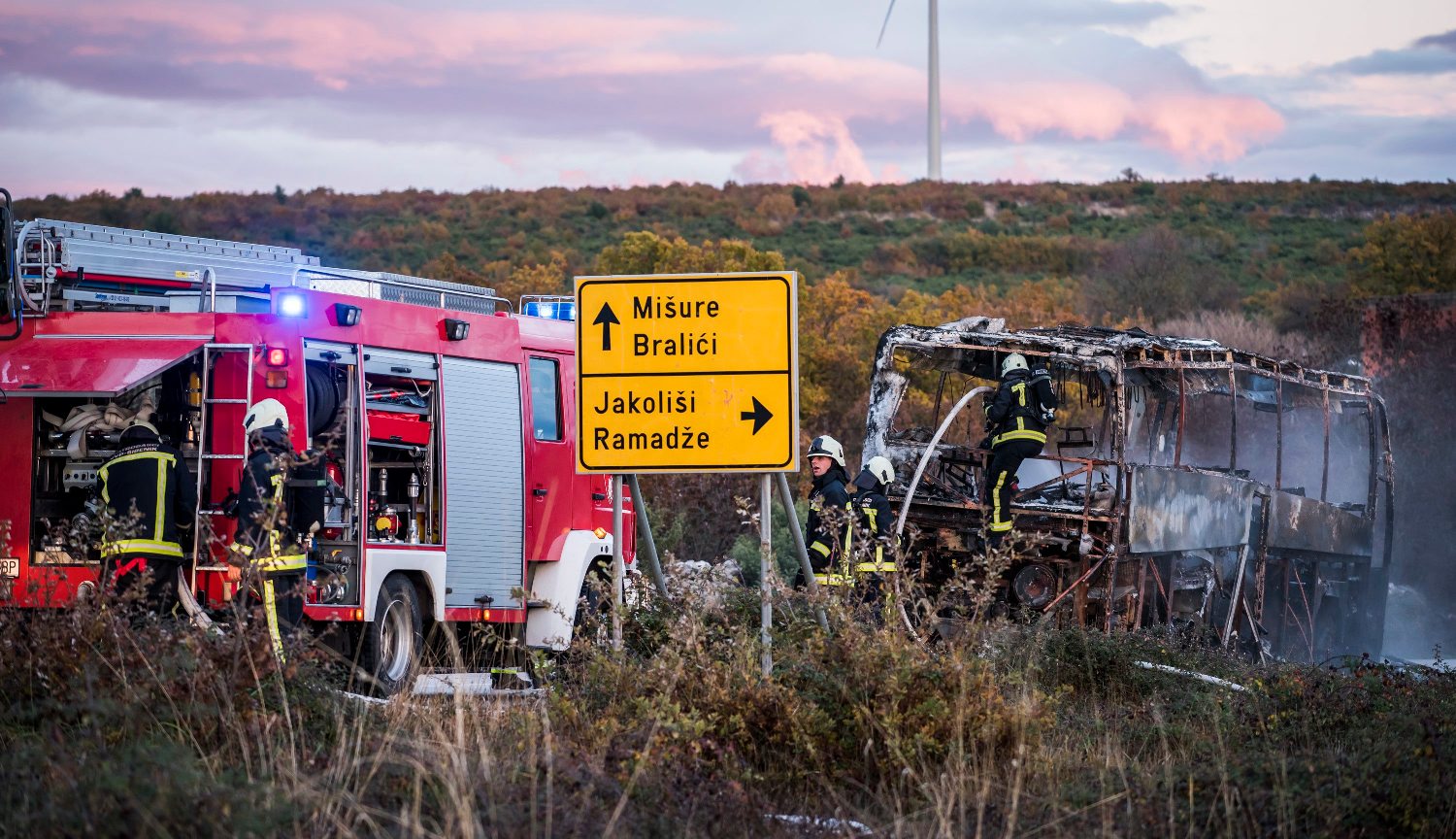 autobus_pozar01-041218