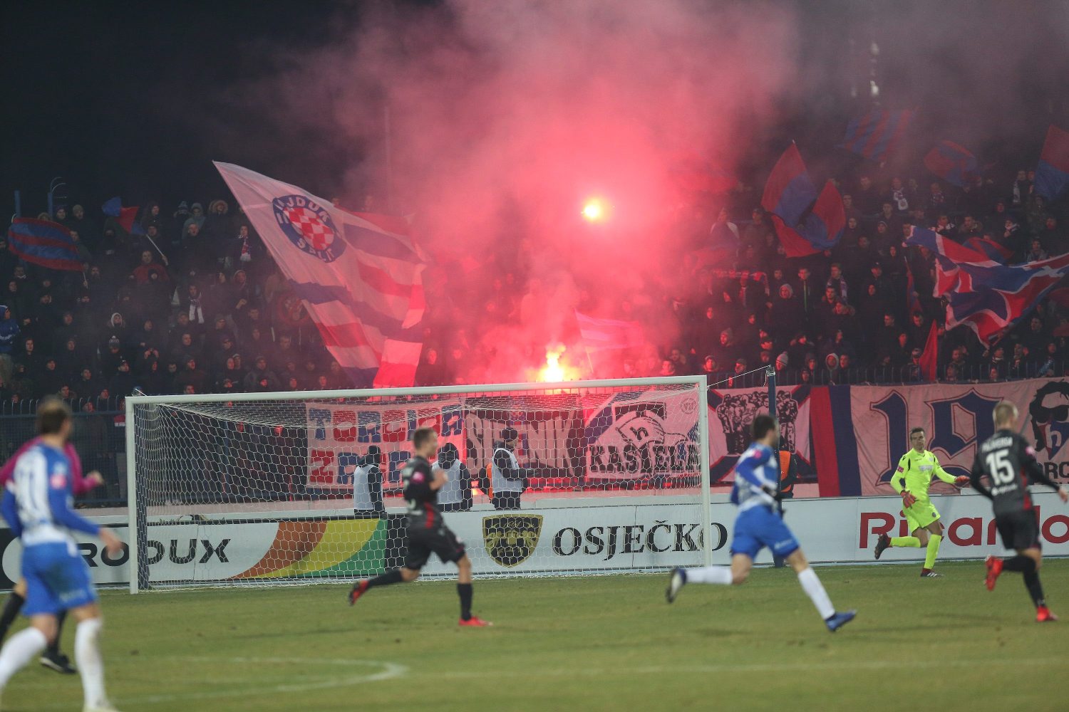 osijek_hajduk2-051218-12