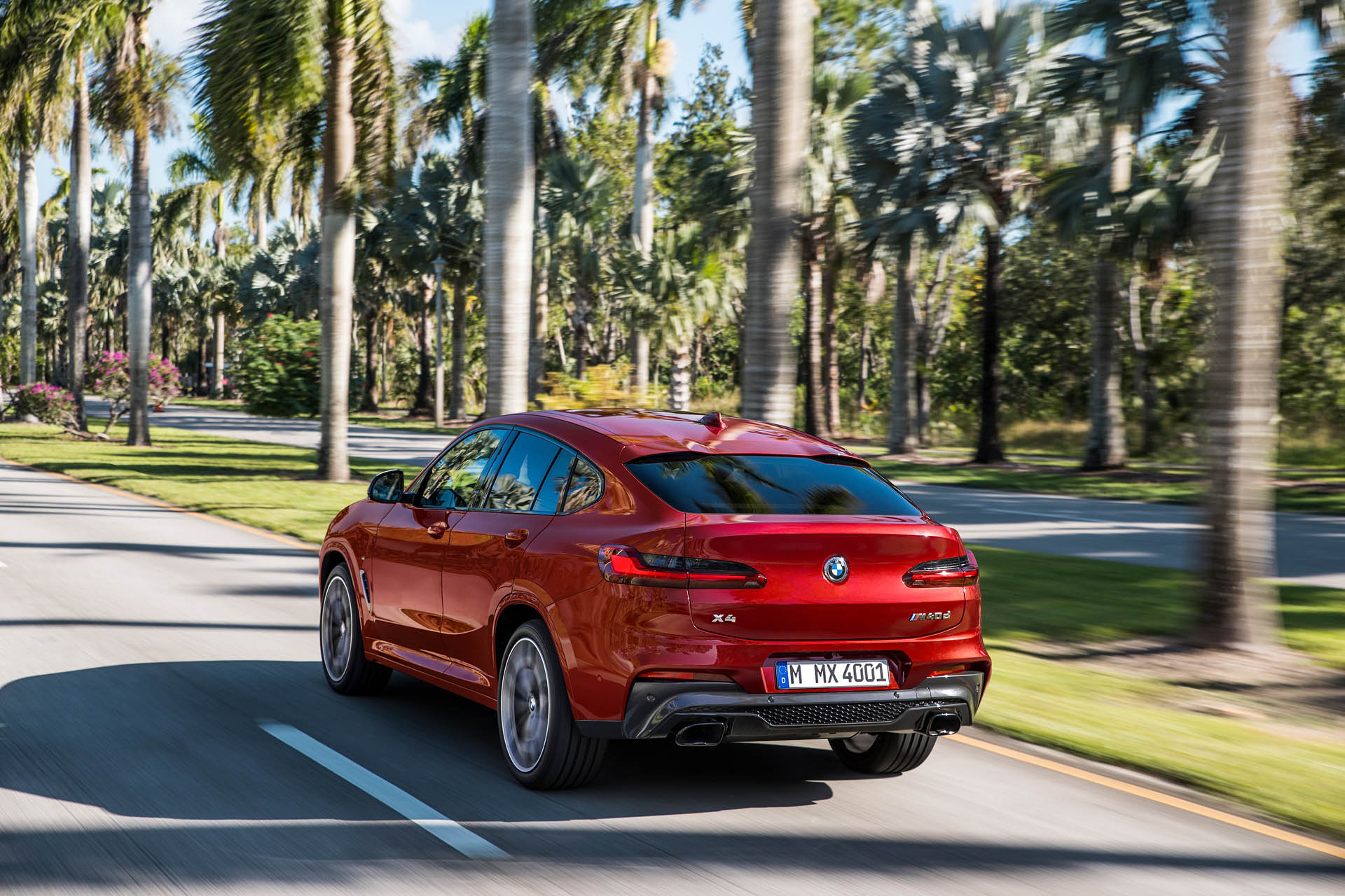 2019-bmw-x4-05