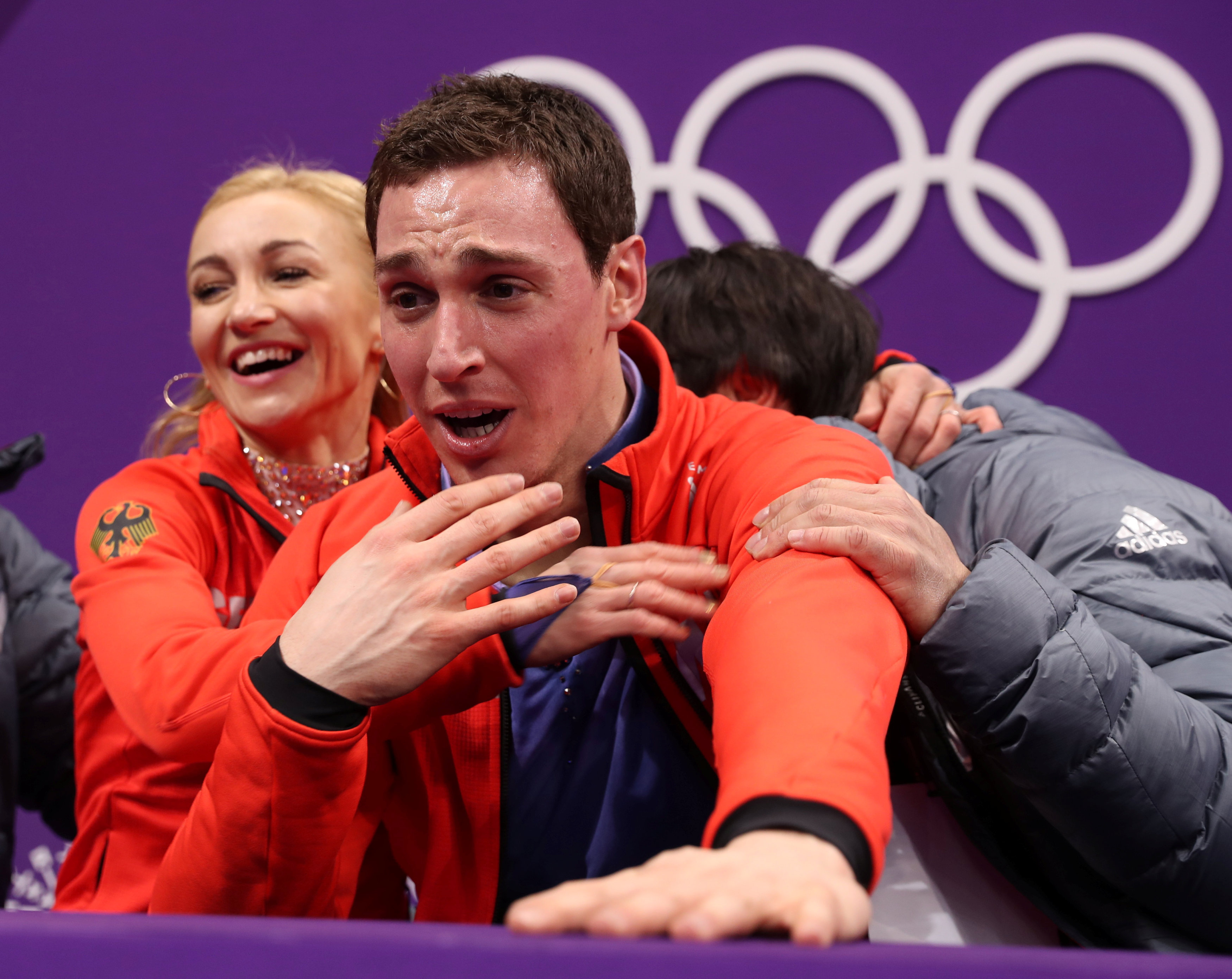 2018-02-15T061845Z_1129827997_RC1879D99F90_RTRMADP_3_OLYMPICS-2018-FIGS-PAIRS