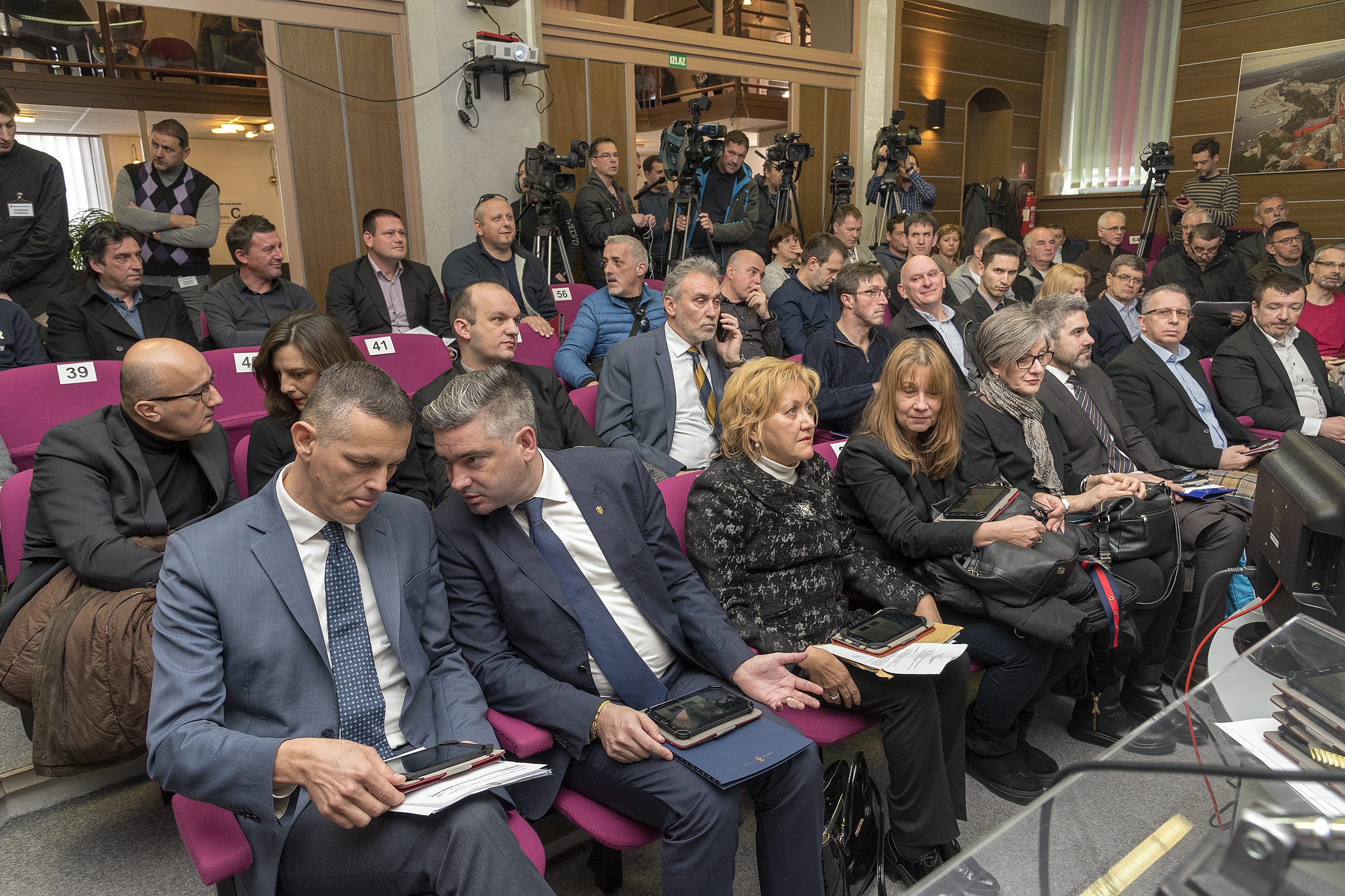 uljanik_skupstina14-160218