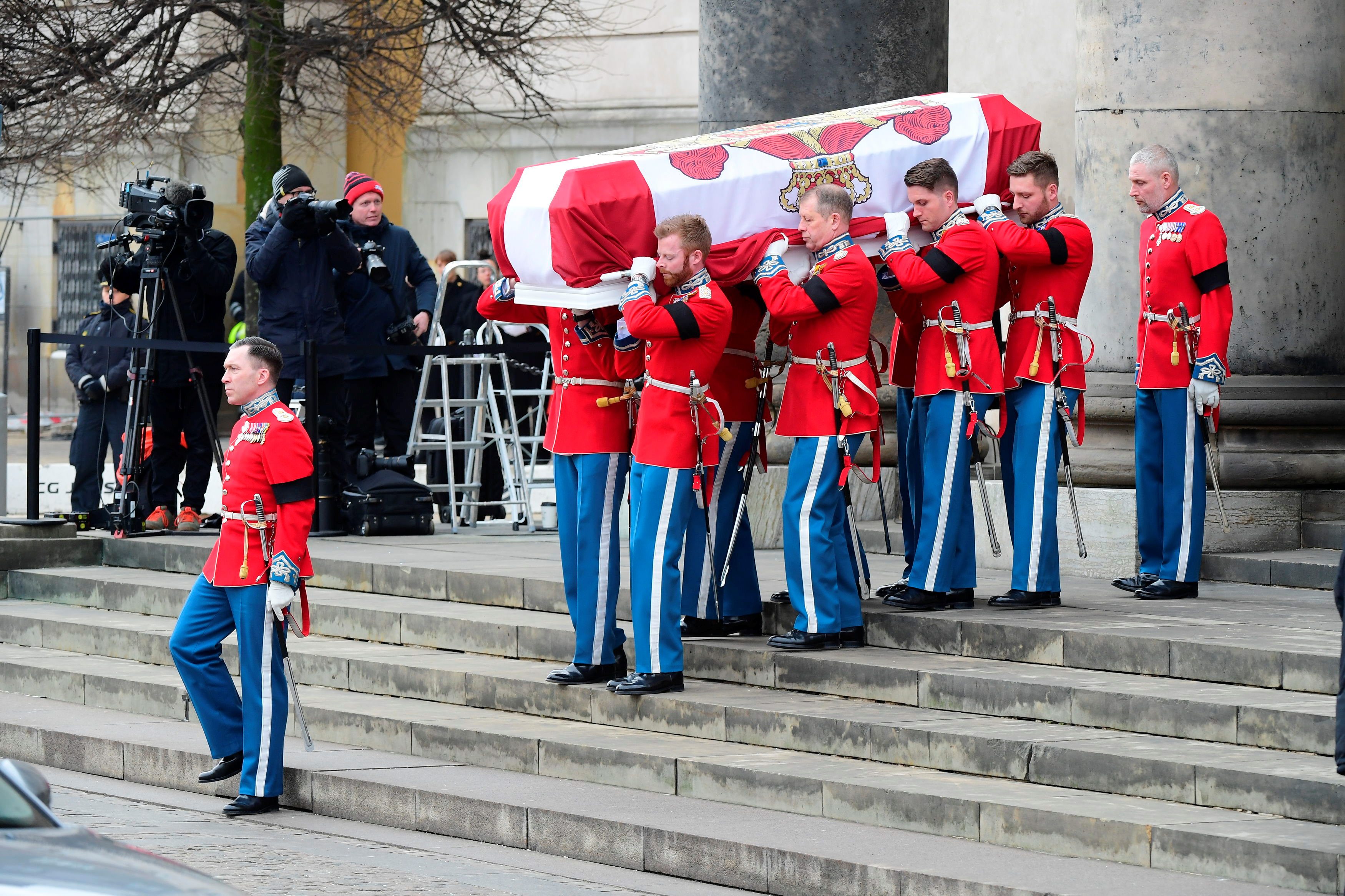2018-02-20T115812Z_458242589_RC1A62641800_RTRMADP_3_DENMARK-ROYALS-HENRIK-FUNERAL