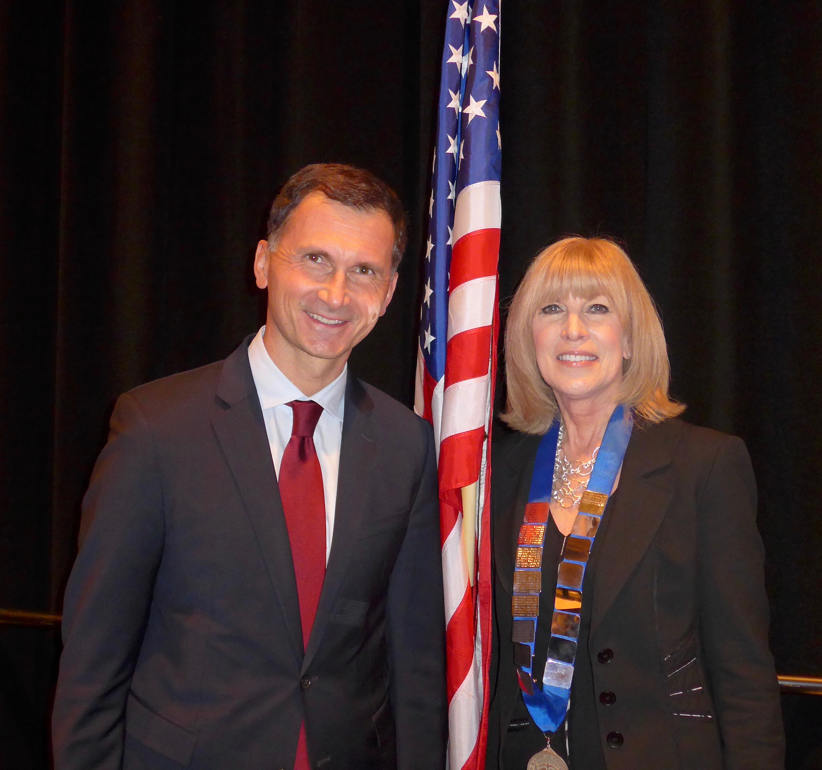 Dragan Primorac i Susan Ballou, predsjednica AAFS-a 