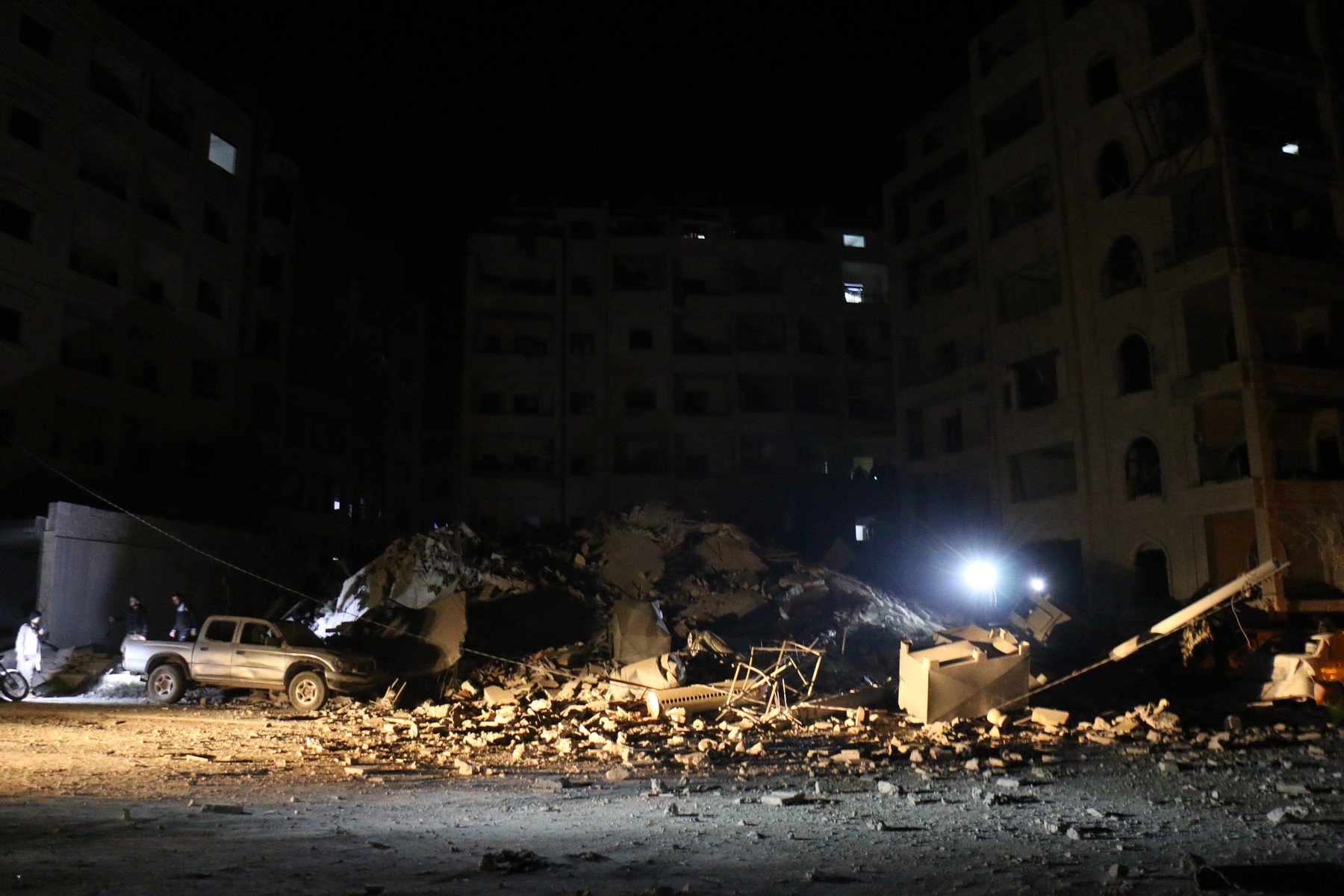 Idlib bombardiranje Sirija