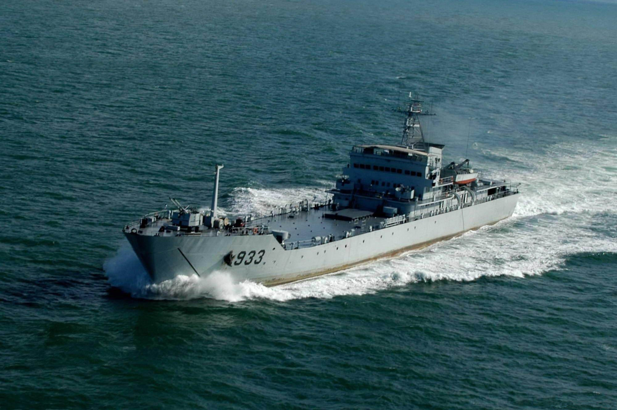 Brod klase Yuting (bez instaliranog elektromagnetskog tračnog topa)