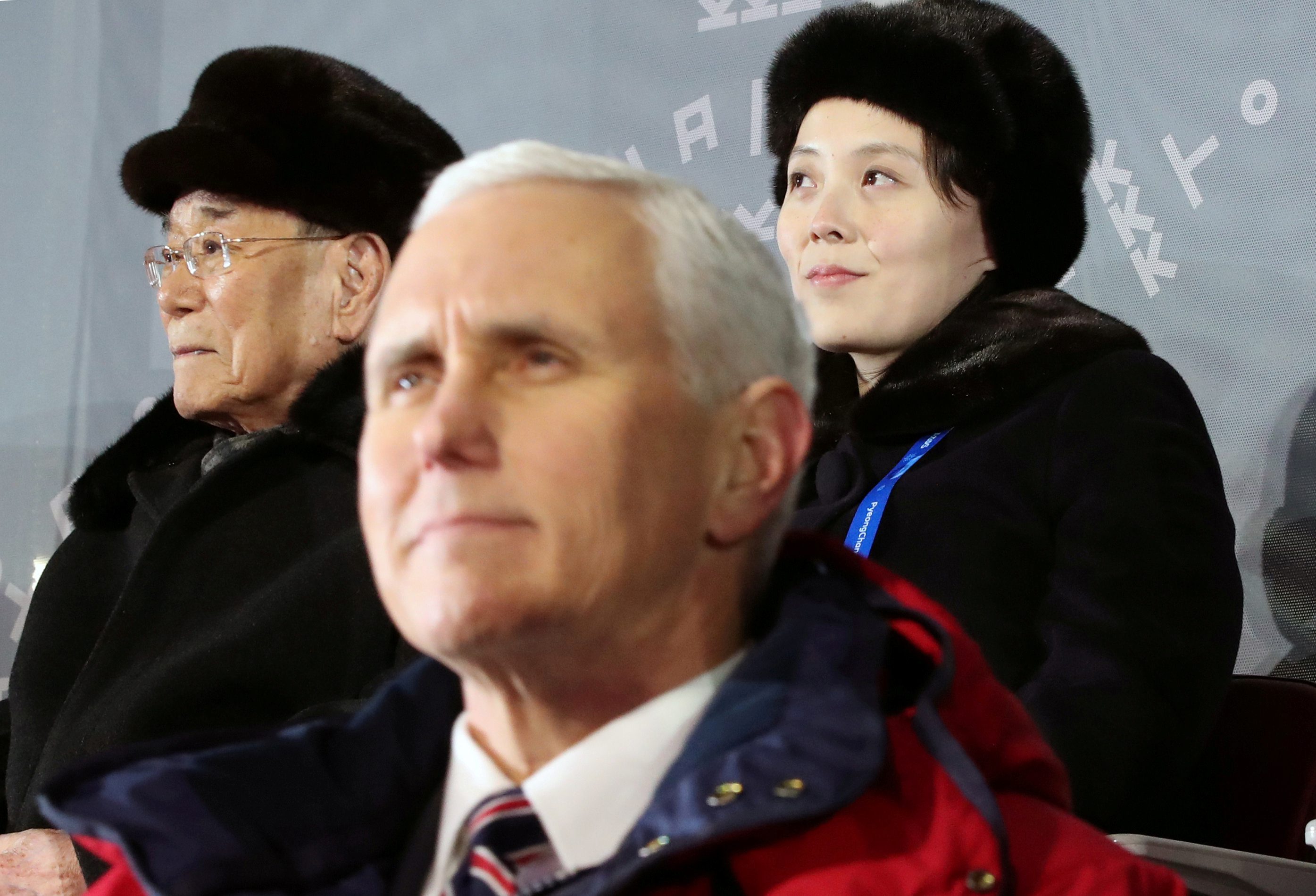 Nominalni šef države u Sjevernoj Koreji Kim Yong Nam, američki potpredsjednik Mike Pence i mlađa sestra Kim Jong-una, Kim Yo Jong