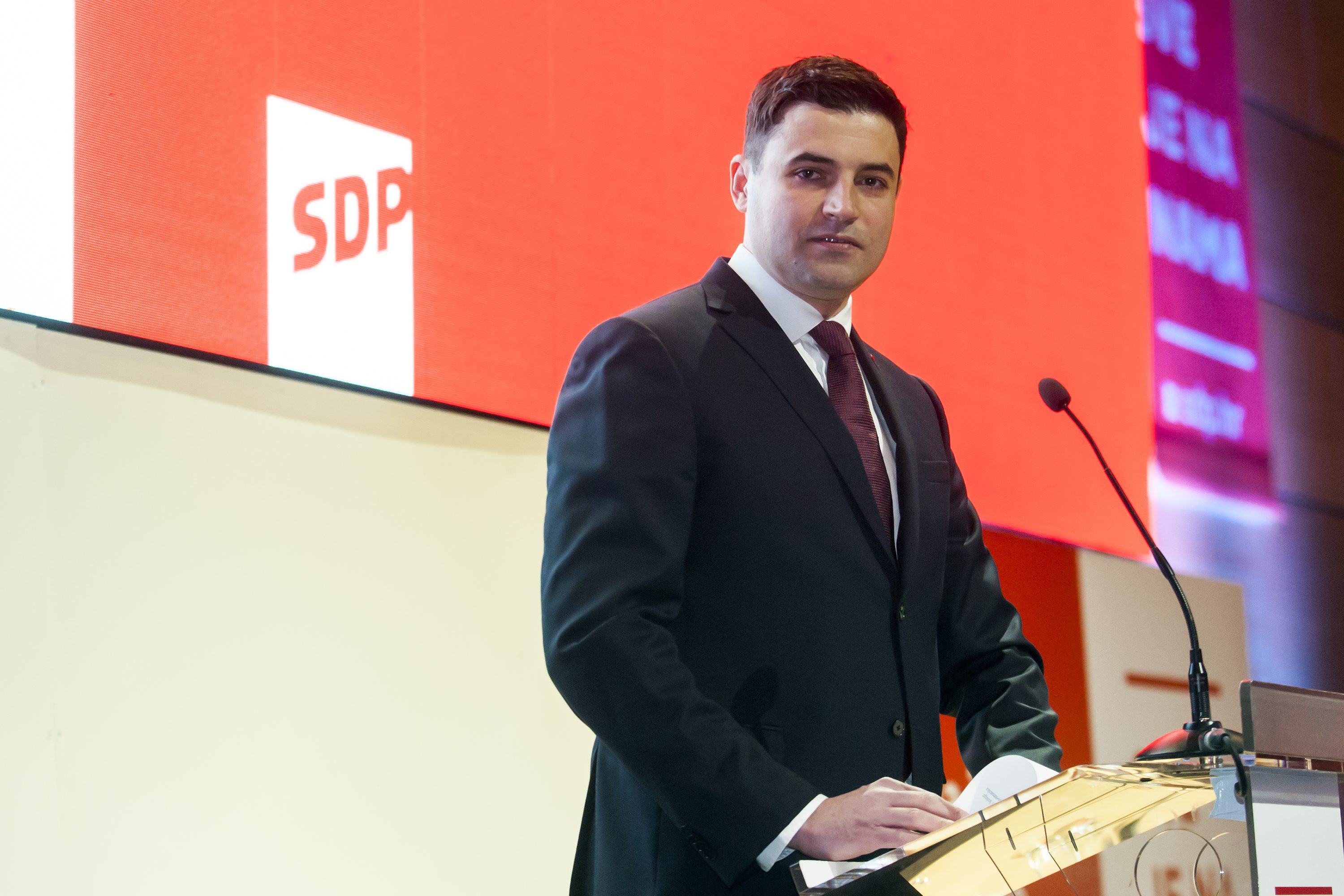 Davor Bernardić