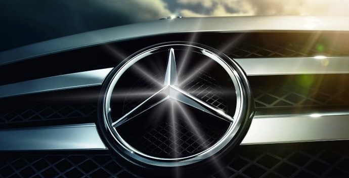Mercedes-Benz-Star-2