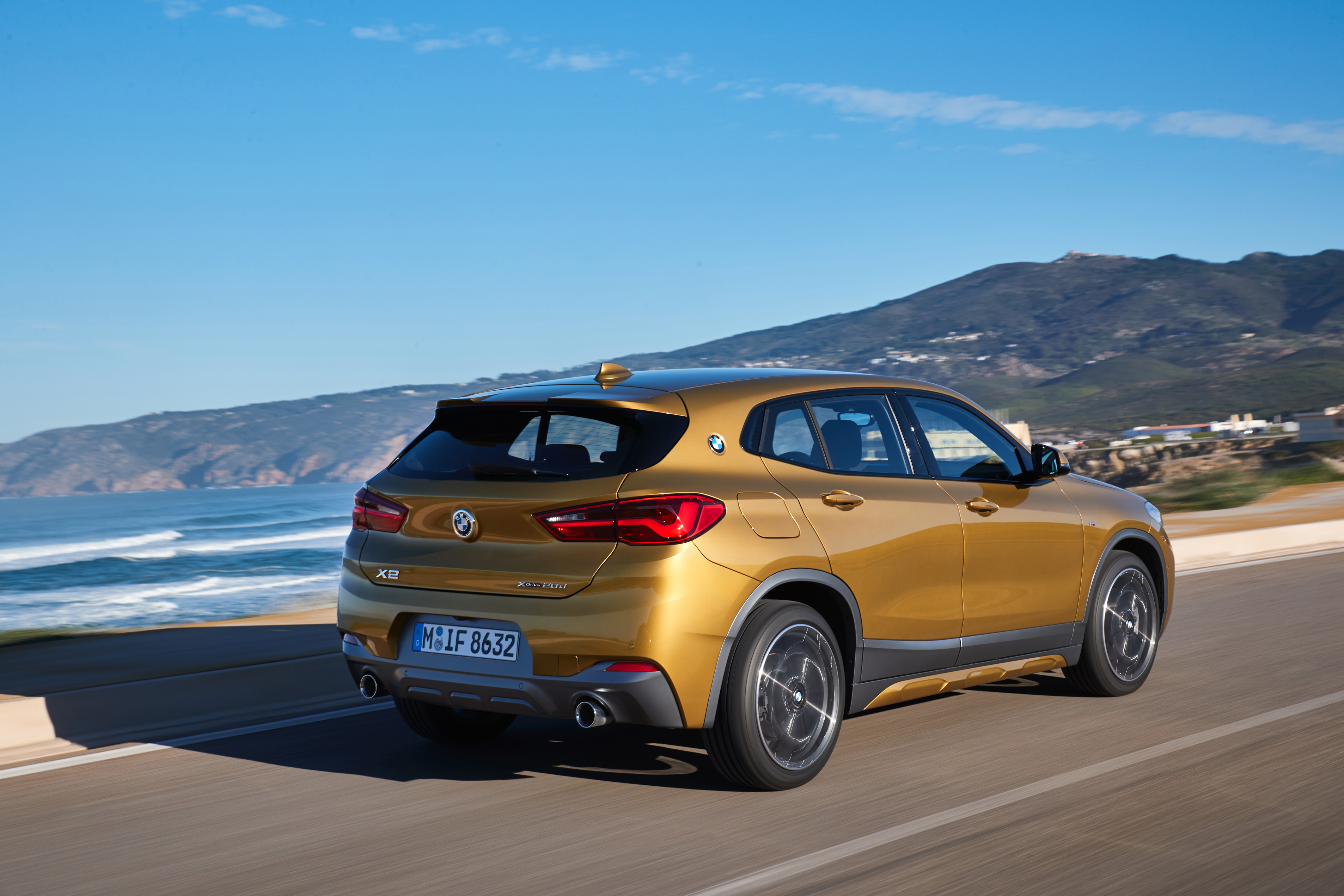 P90290839_highRes_the-new-bmw-x2-x2-xd