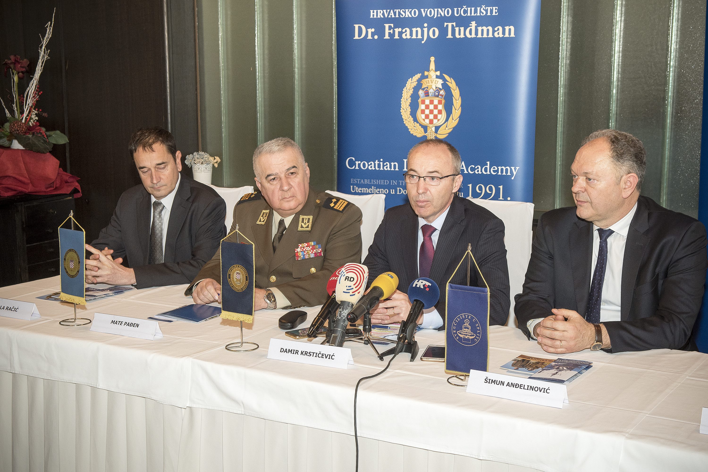 Na fotografiji: Nikola Račič, Mate Pađen, Damir Krstičević i Šimun Anđelinović