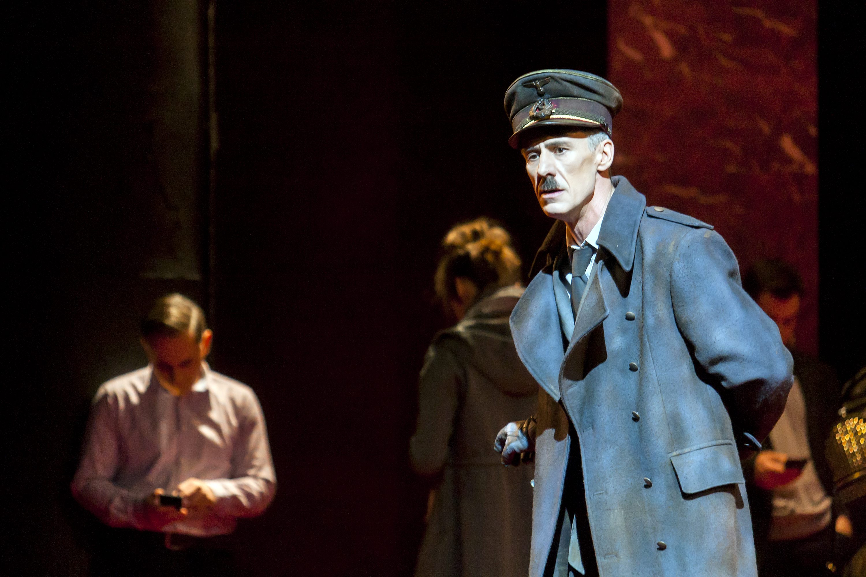 Dražen Čuček u ulozi Adolfa Hitlera