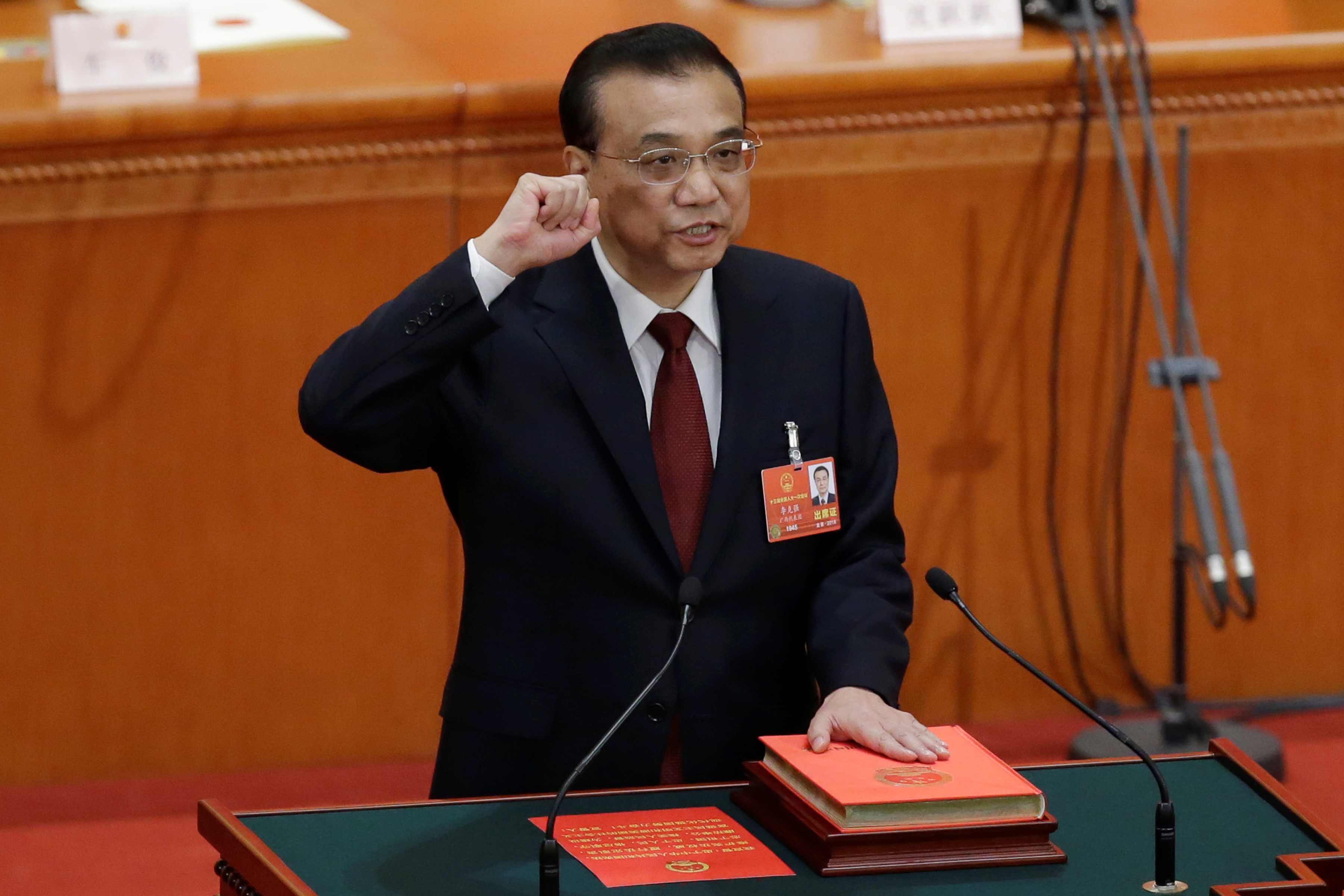 Kineski premijer Li Keqiang polaže zakletvu