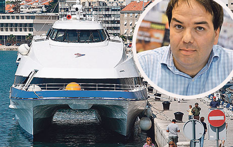 Roko Vuletić (u krugu)