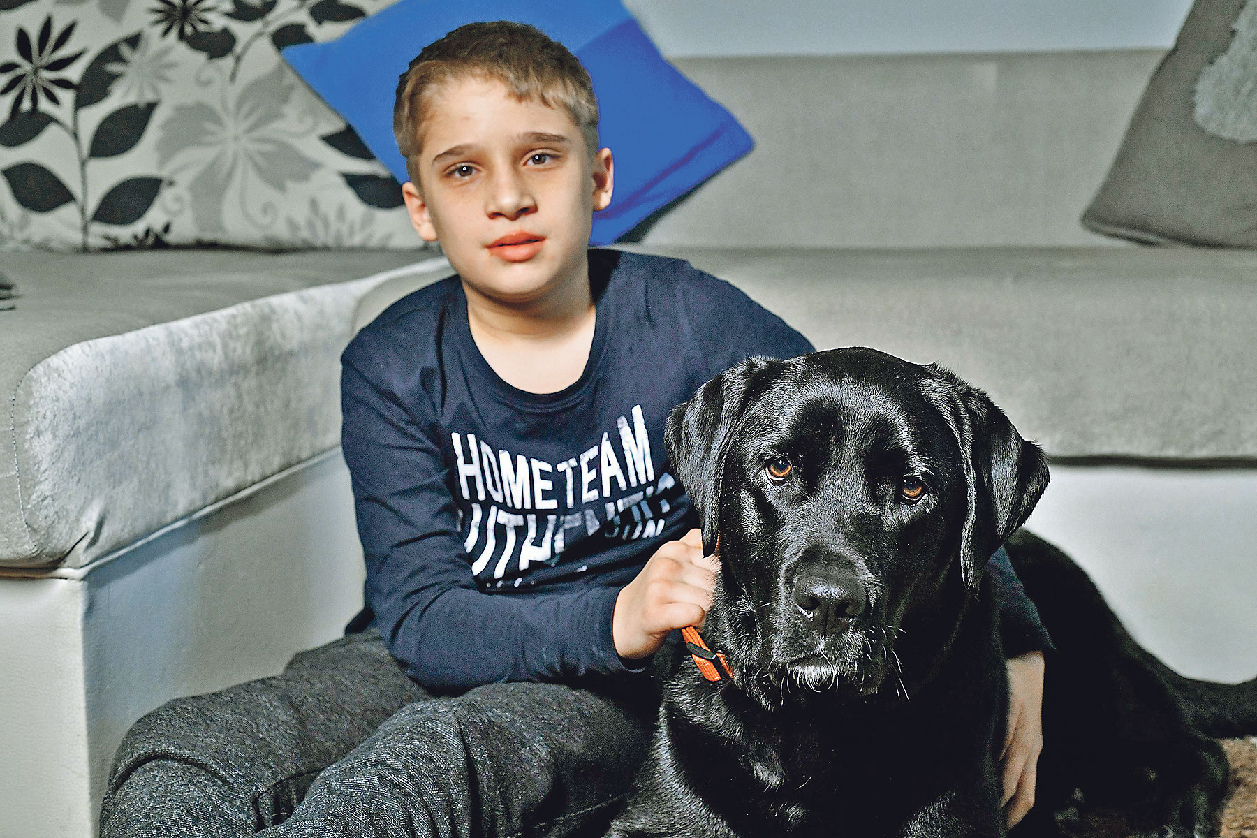 Grga i Antun su nerazdvojni, a otkako je obitelj Klenovšak udomila labradora Antunovo stanje bitno se poboljšalo