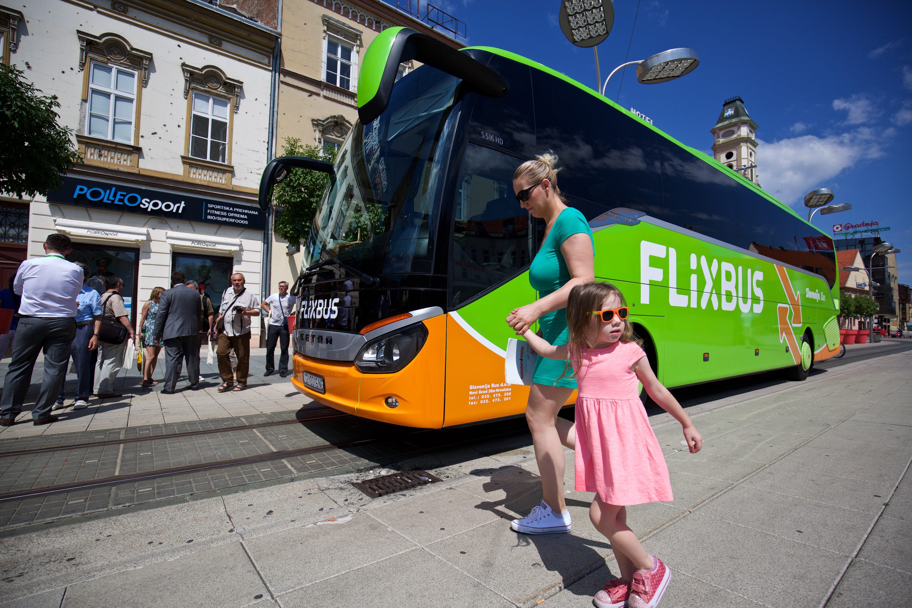 Autobus Flixbusa u Osijeku