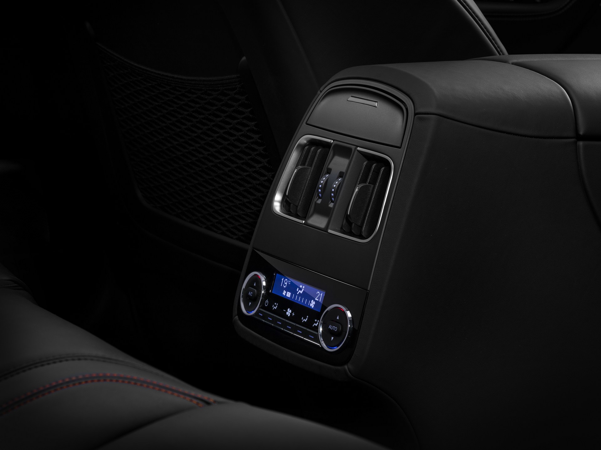 Maserati-Levante-Trofeo-1