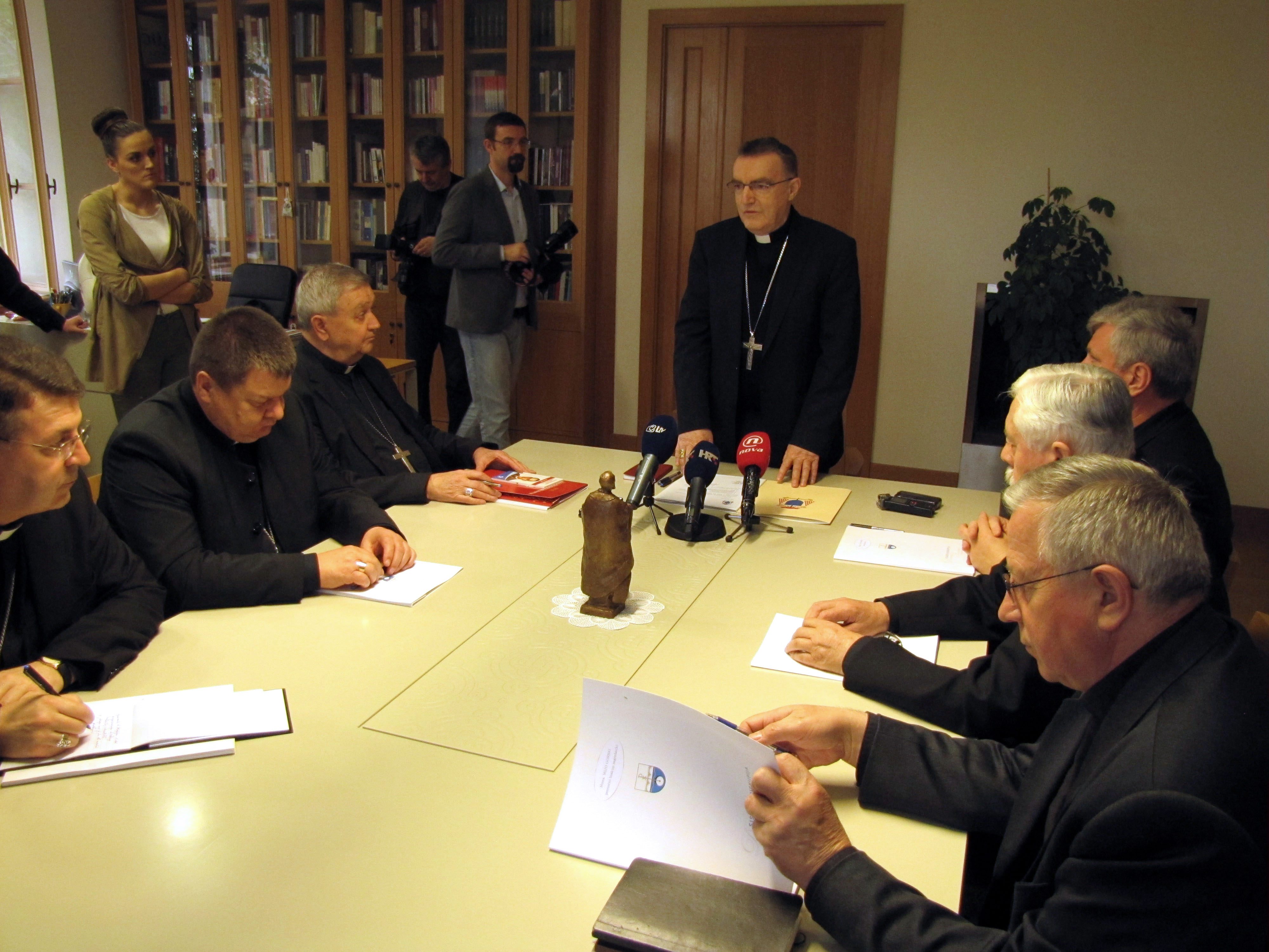 Održana sjednica biskupa Zagrebačke crkvene pokrajine pod predsjedanjem zagrebačkog nadbiskupa i metropolita kardinala Josipa Bozanića.