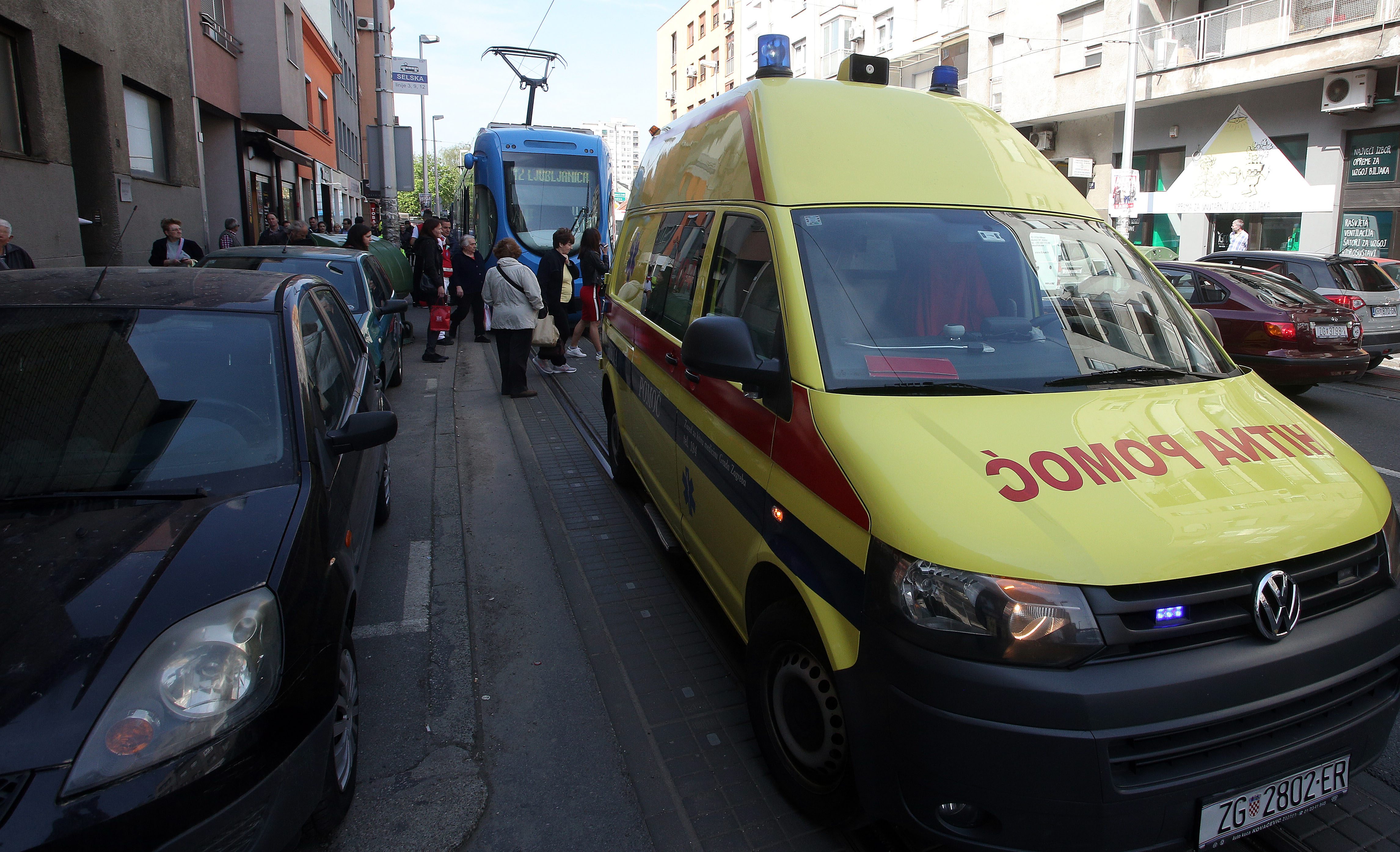 smrt_tramvaj4-180418