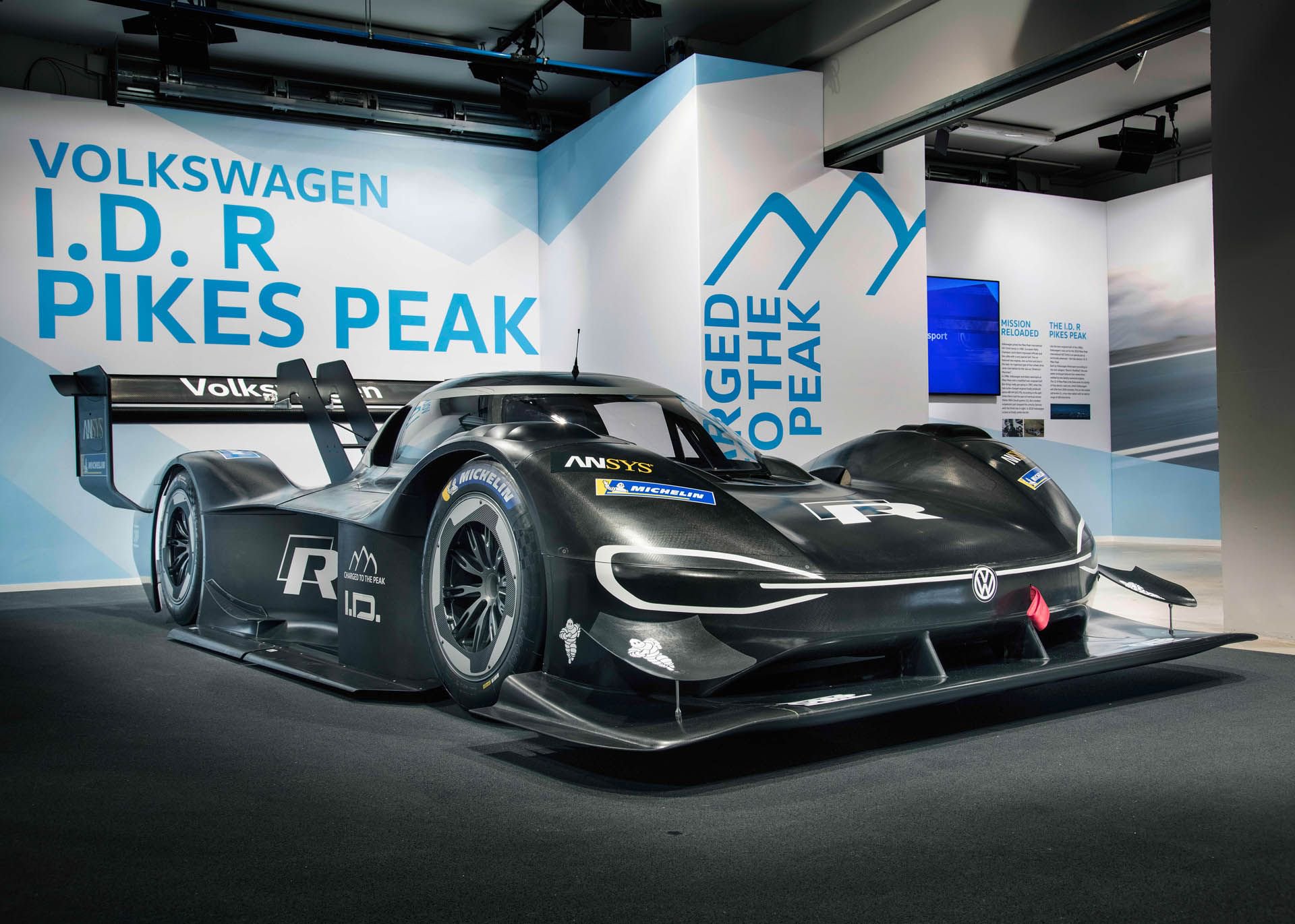 vw-id-r-pikes-peak-03