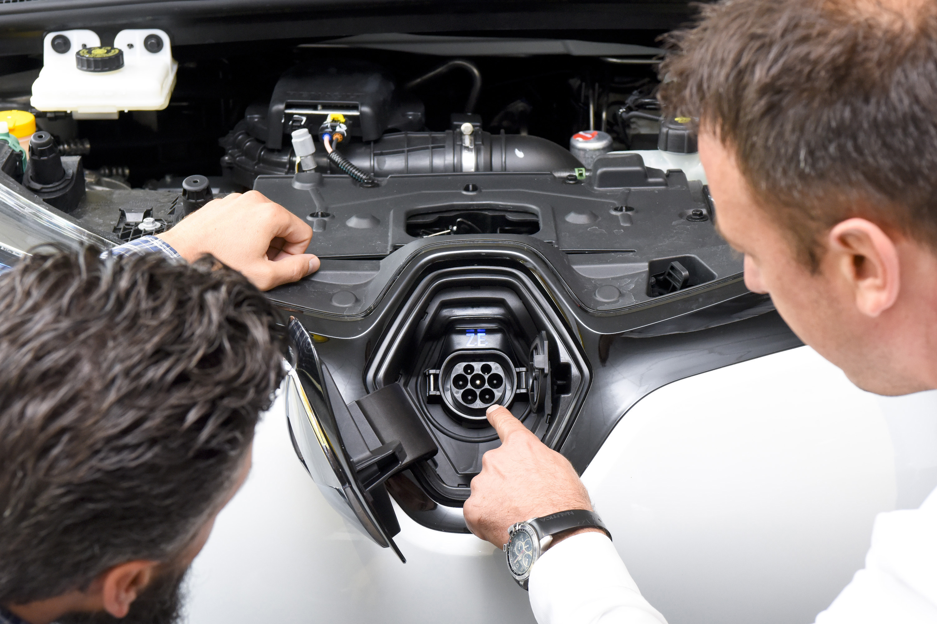 elektricni_auto2-150917