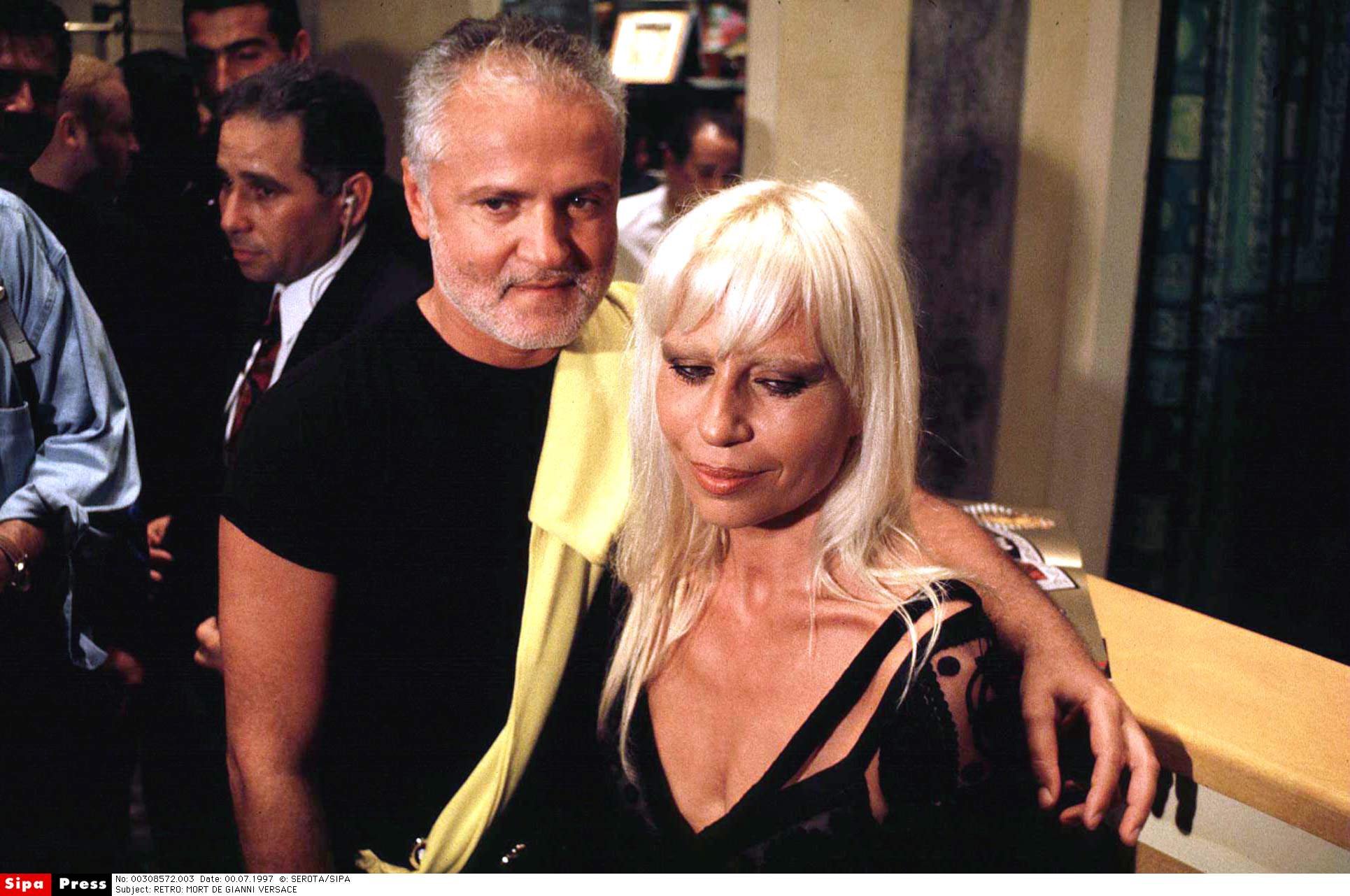 Donatella Versace s bratom Giannijem 1992.