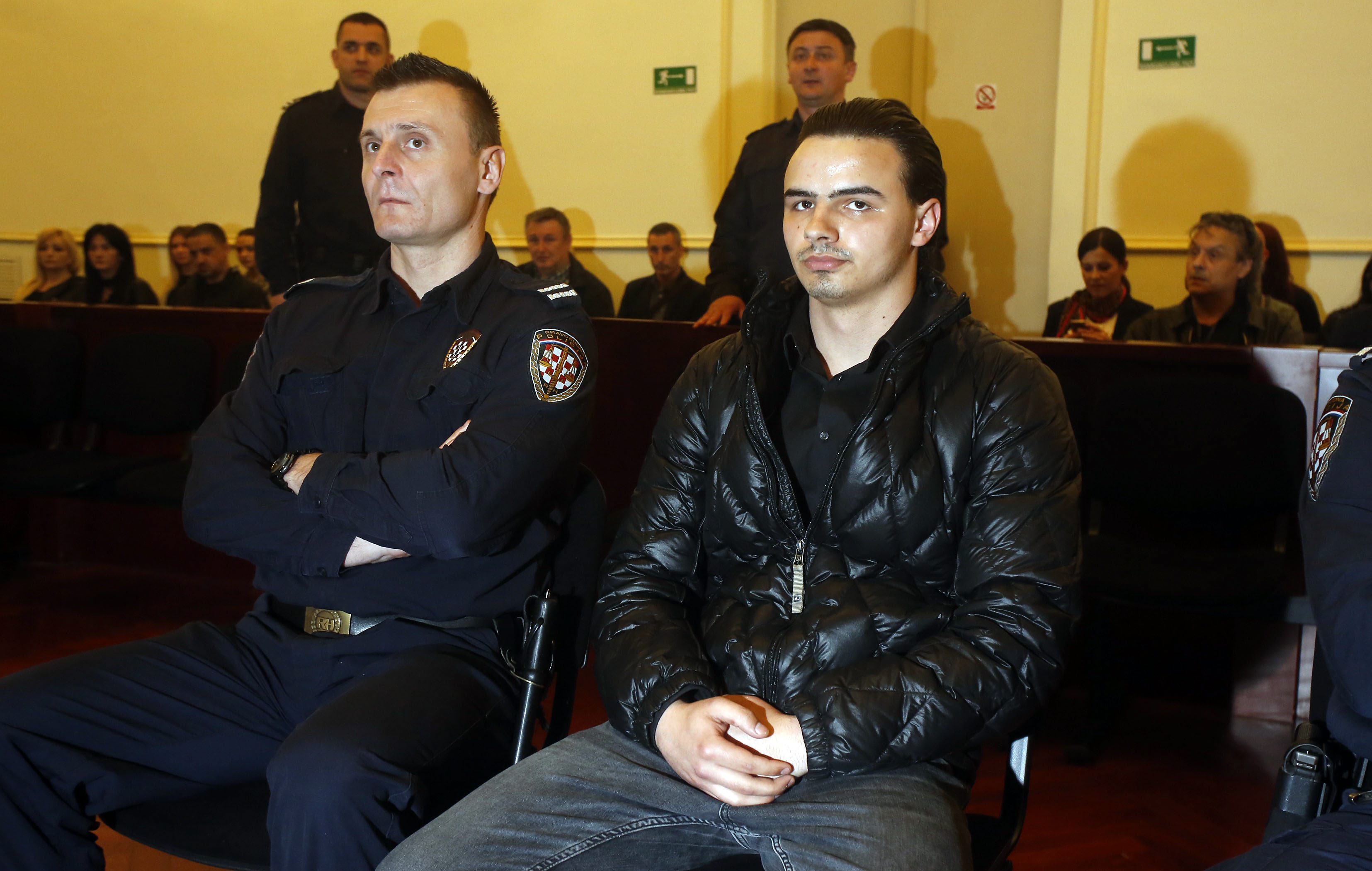 David Komšić proglašen je na Županijskom sudu krivim za teško ubojstvo i osuđen na 30 godina zatvora