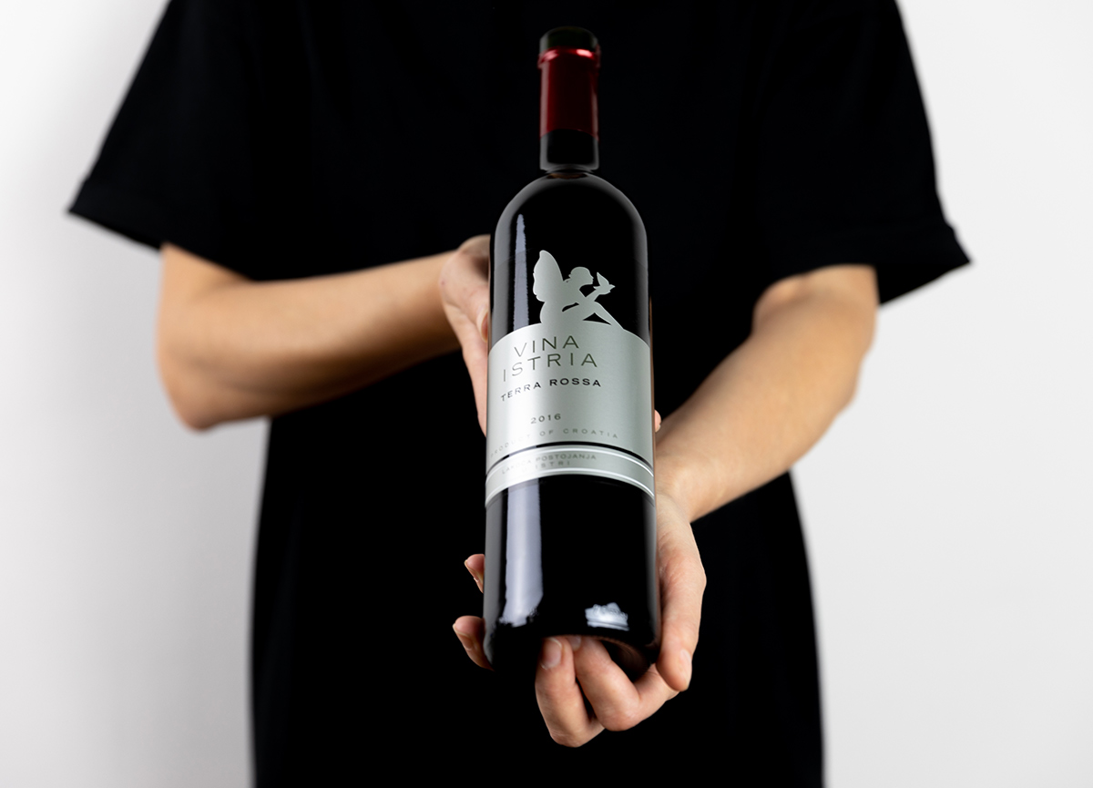 Terra Rossa jedino hrvatsko vino sa zlatom u prestižnoj međunarodnoj konkurenciji IWC-