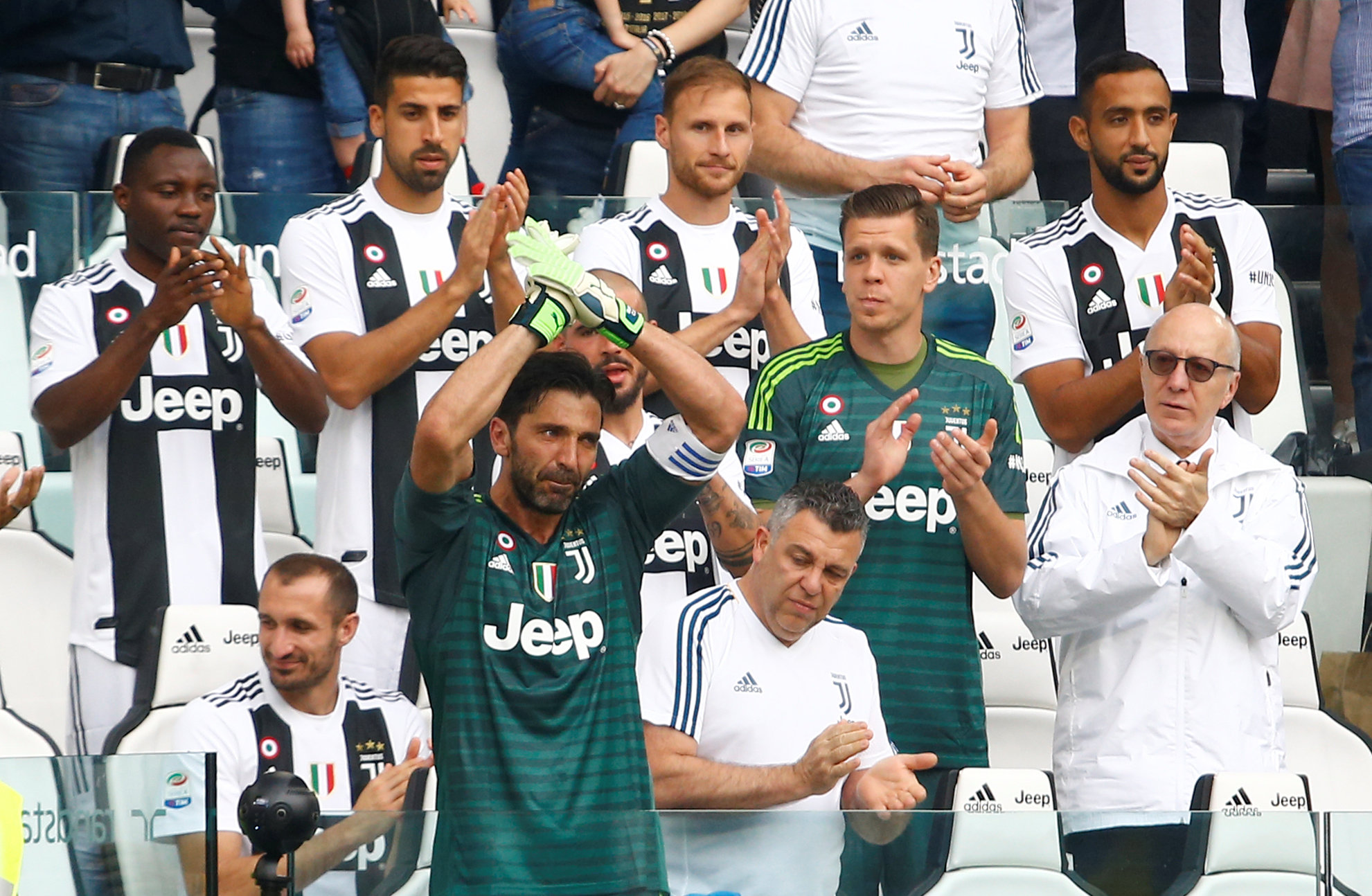 2018-05-19T143707Z_2145781778_RC1ECCDF9380_RTRMADP_3_SOCCER-ITALY-JUV-HEL