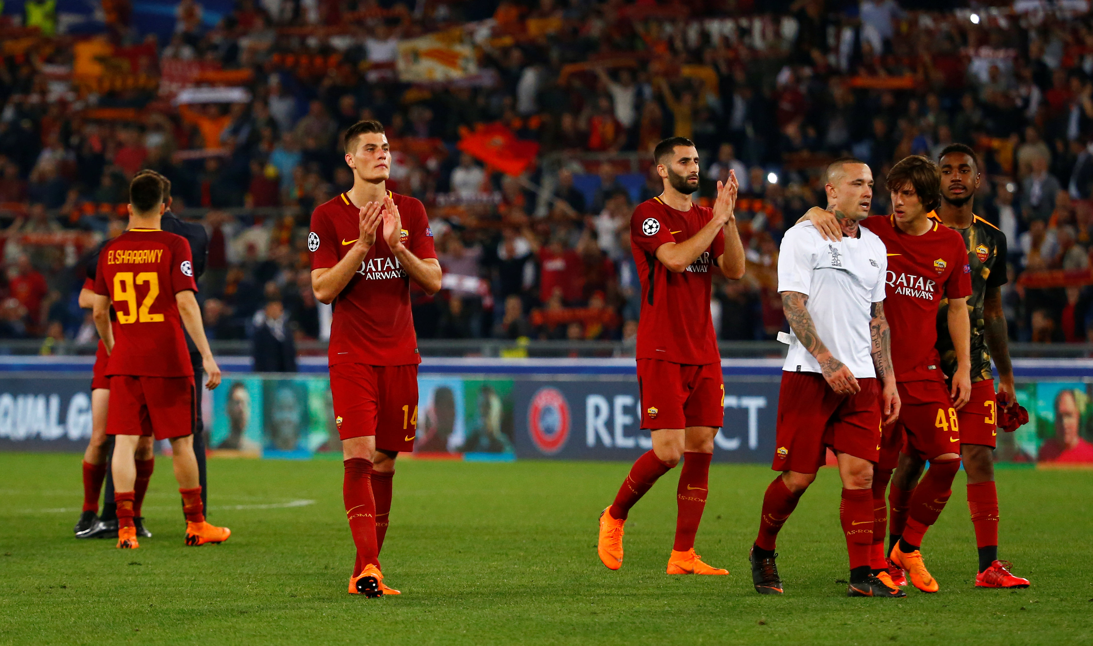 2018-05-02T204657Z_318404096_RC126A813070_RTRMADP_3_SOCCER-CHAMPIONS-ROM-LIV