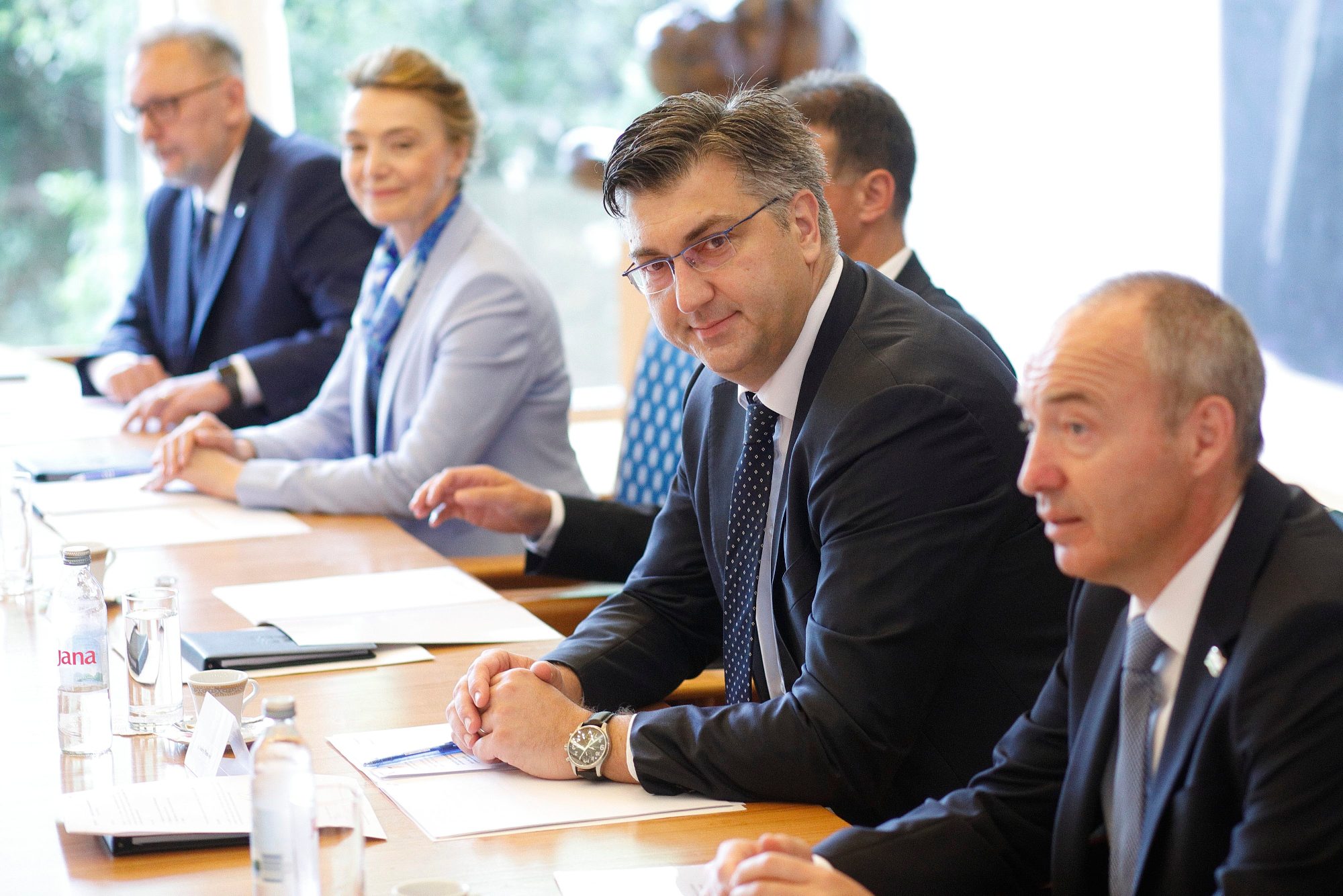 Sjednica Vijeća za nacionalnu sigurnost u Uredu predsjednice RH