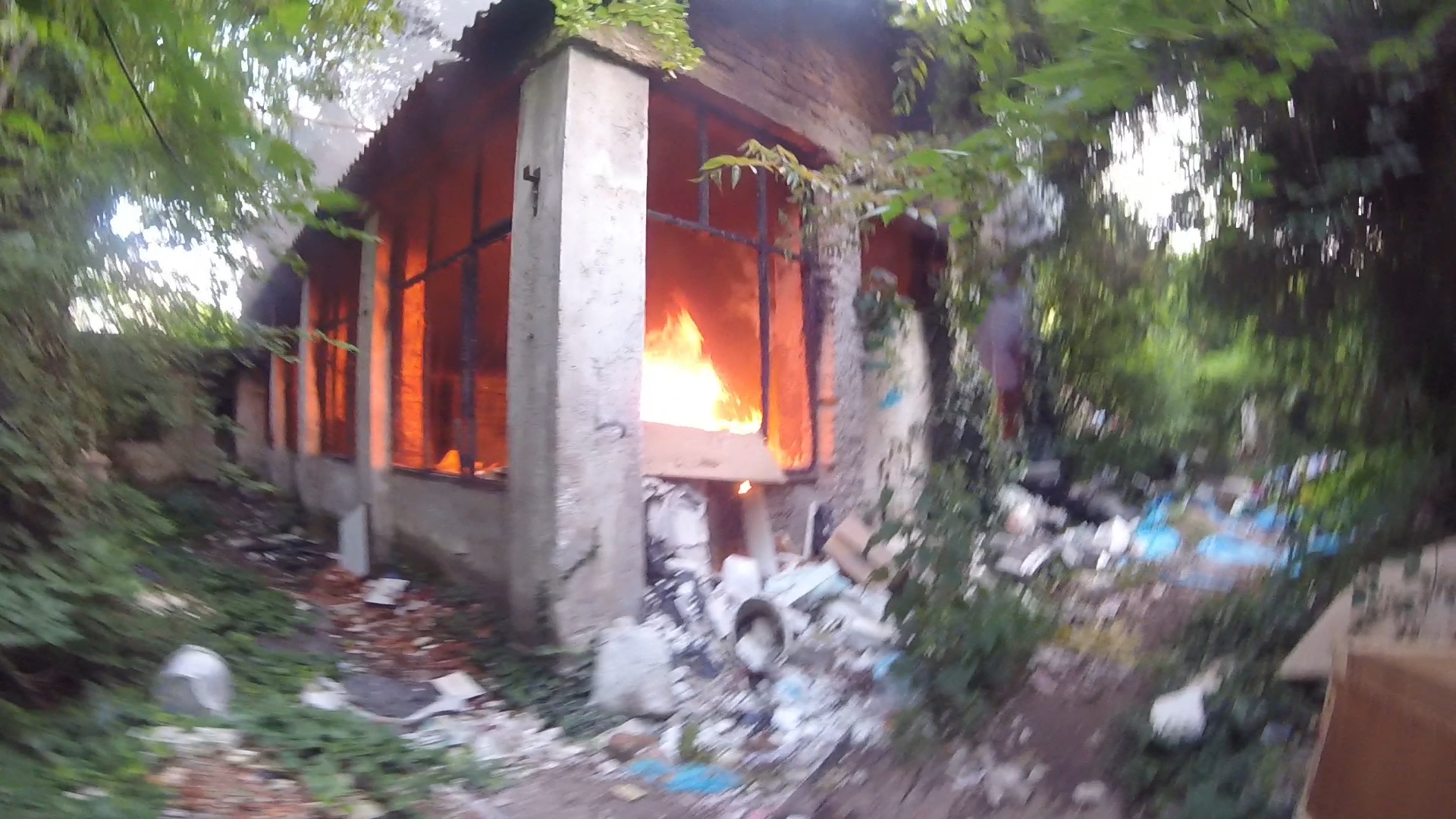 Požar u napuštenom objektu