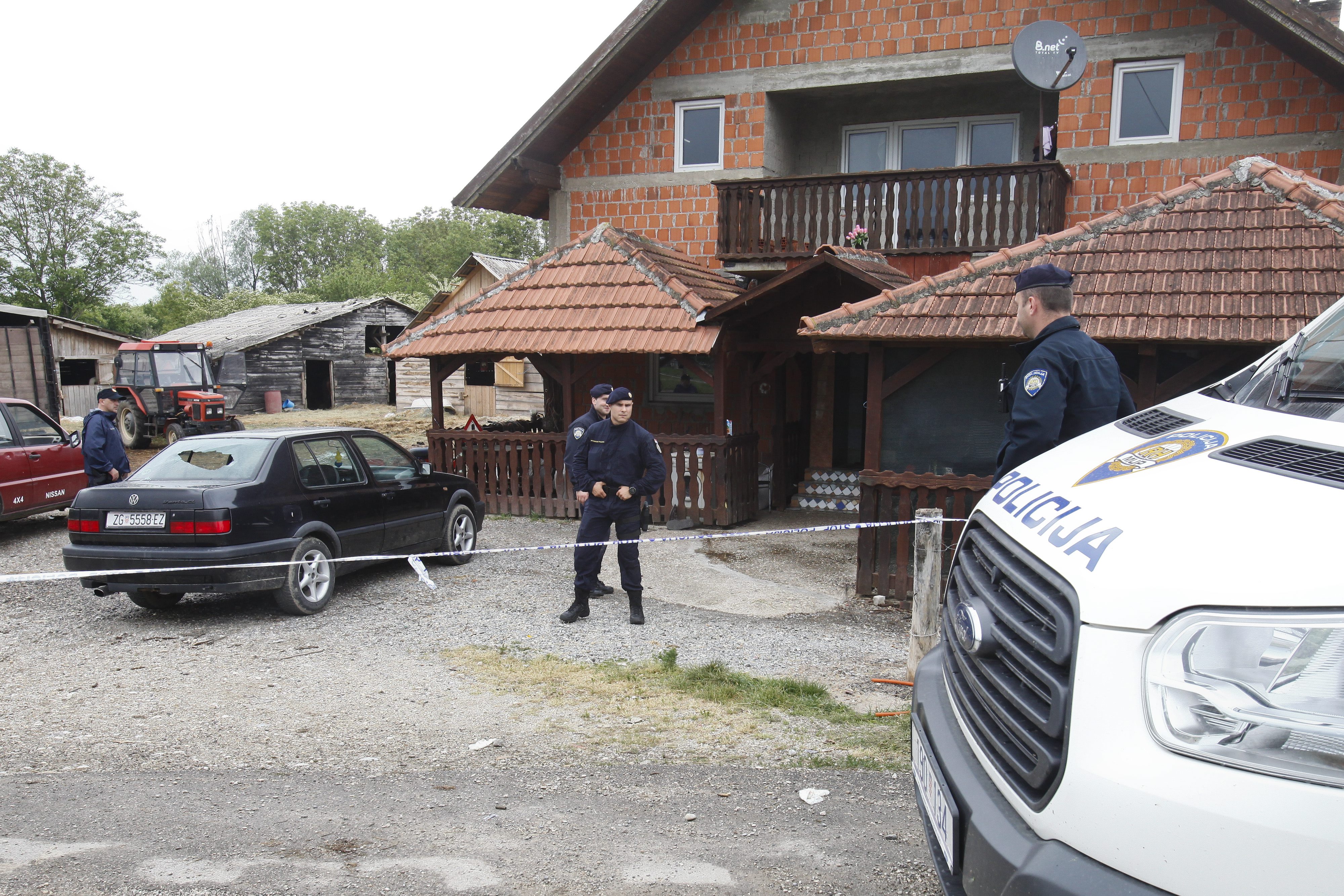 pucnjava_ruca1-040518