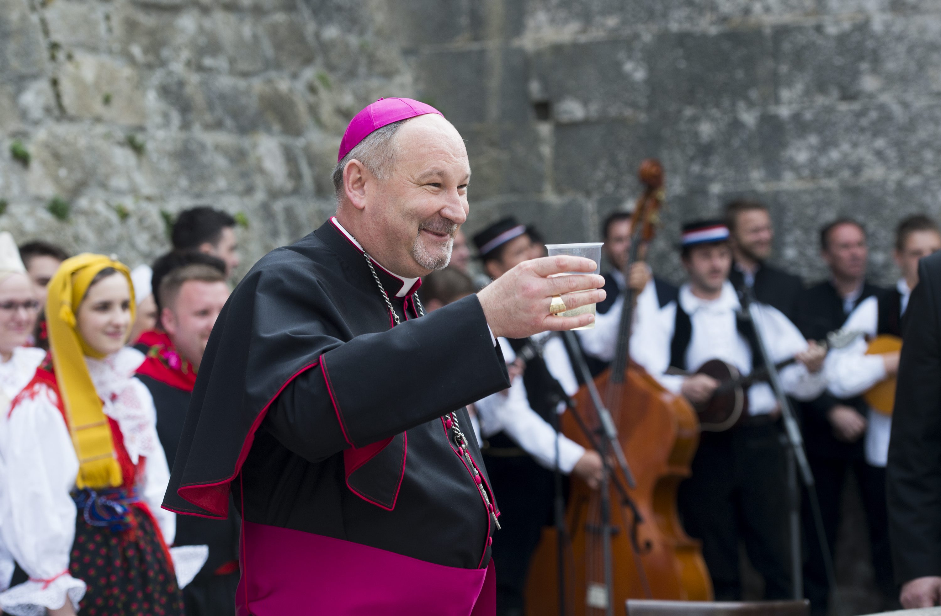 Biskup Ivica Petanjak