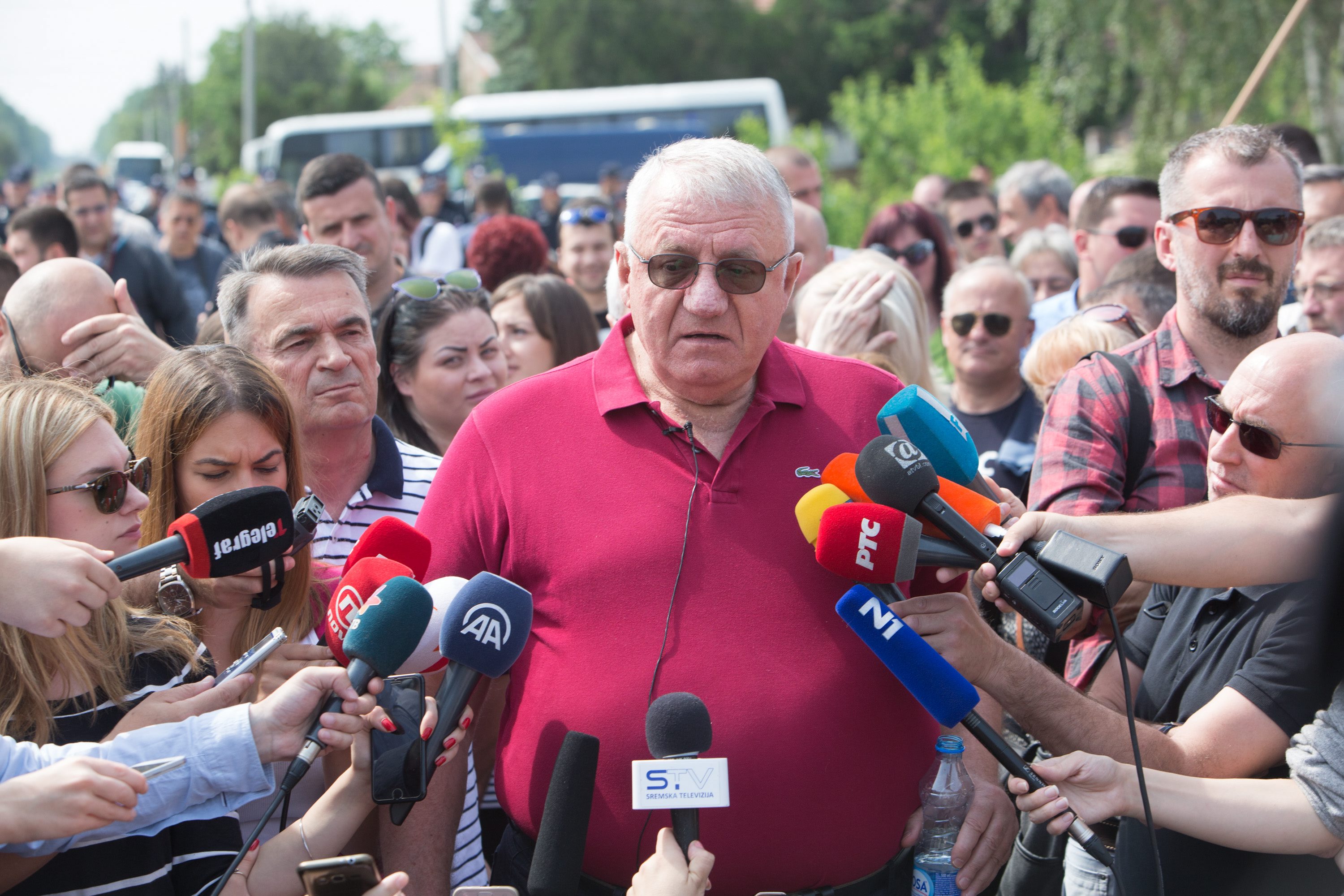 seselj_hrtkovci-060518-15