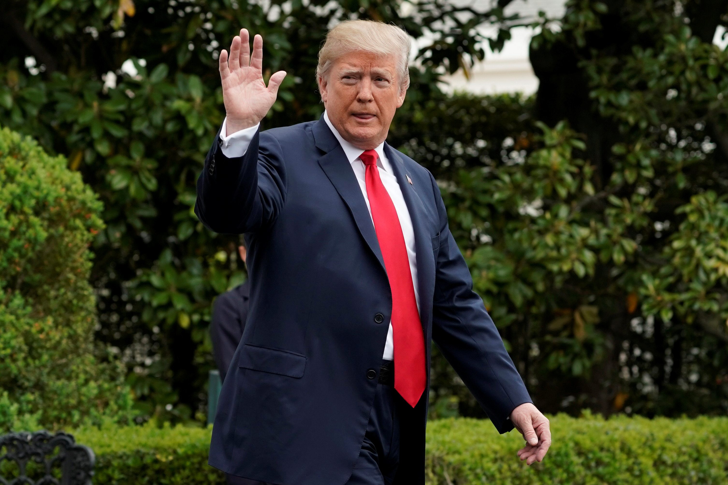 2018-05-05T141606Z_535976557_RC152D34B940_RTRMADP_3_USA-TRUMP